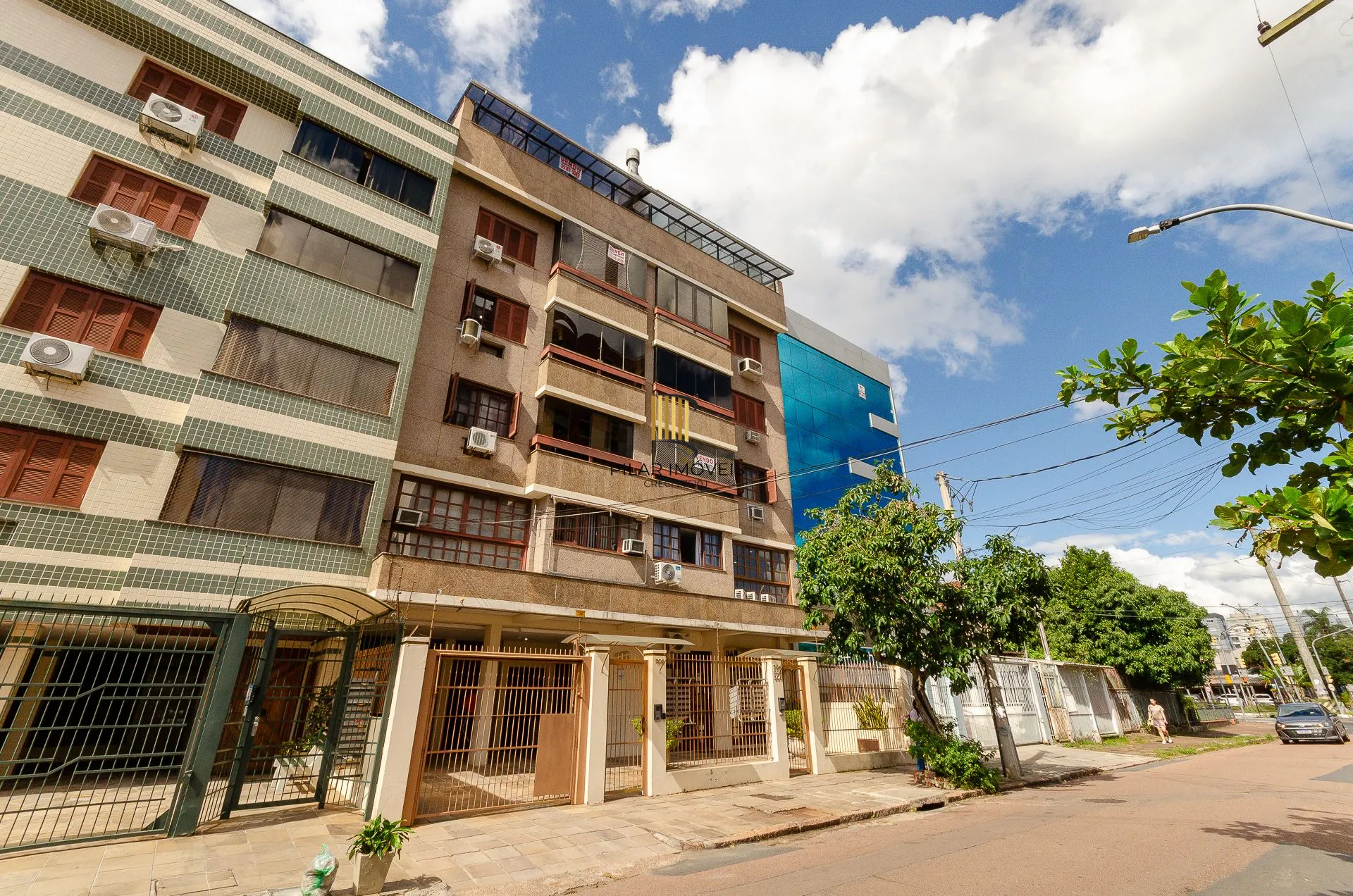 Apartamento 2 dormitórios com churrasqueira no bairro Cristo Redentor