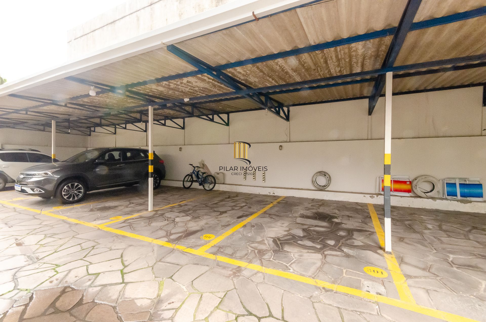 Edifício Luciana - Apartamento a venda com 2 dormitórios no Bairro Petrópolis