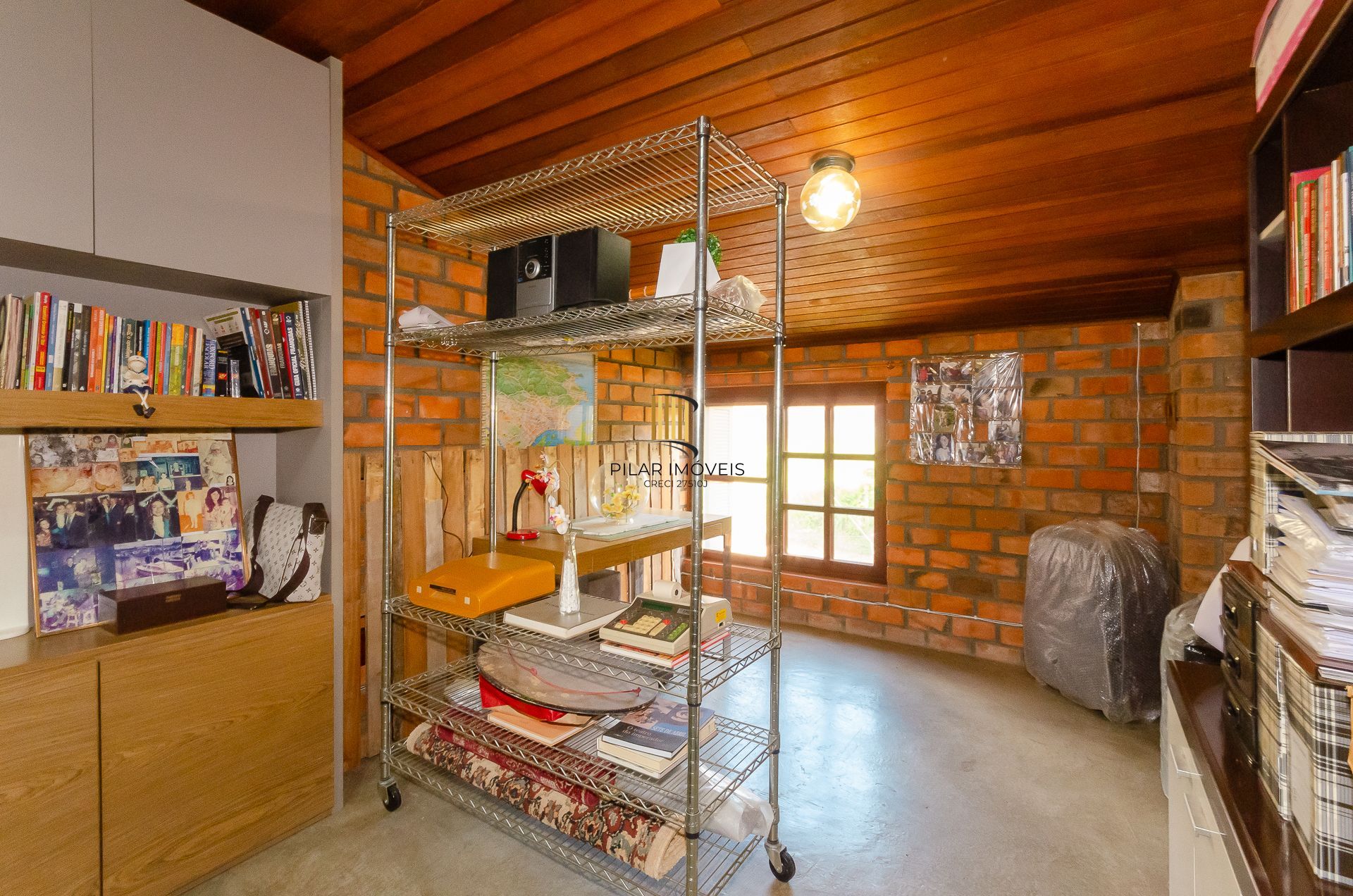 Casa Exclusiva na Zona Sul com Vista Panorâmica, Piscina e Poço Artesiano!