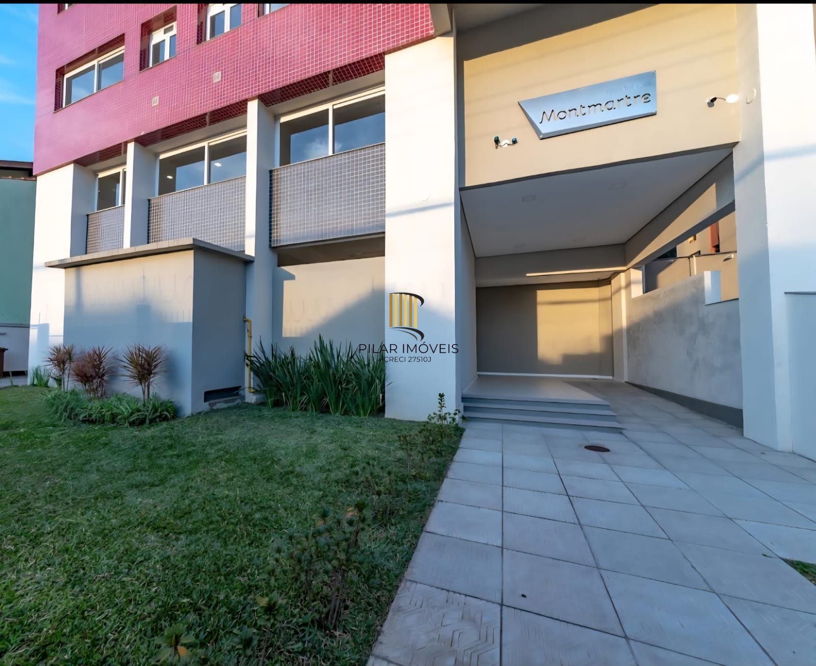 Apartamento  com 1 dormitório e 2 vagas