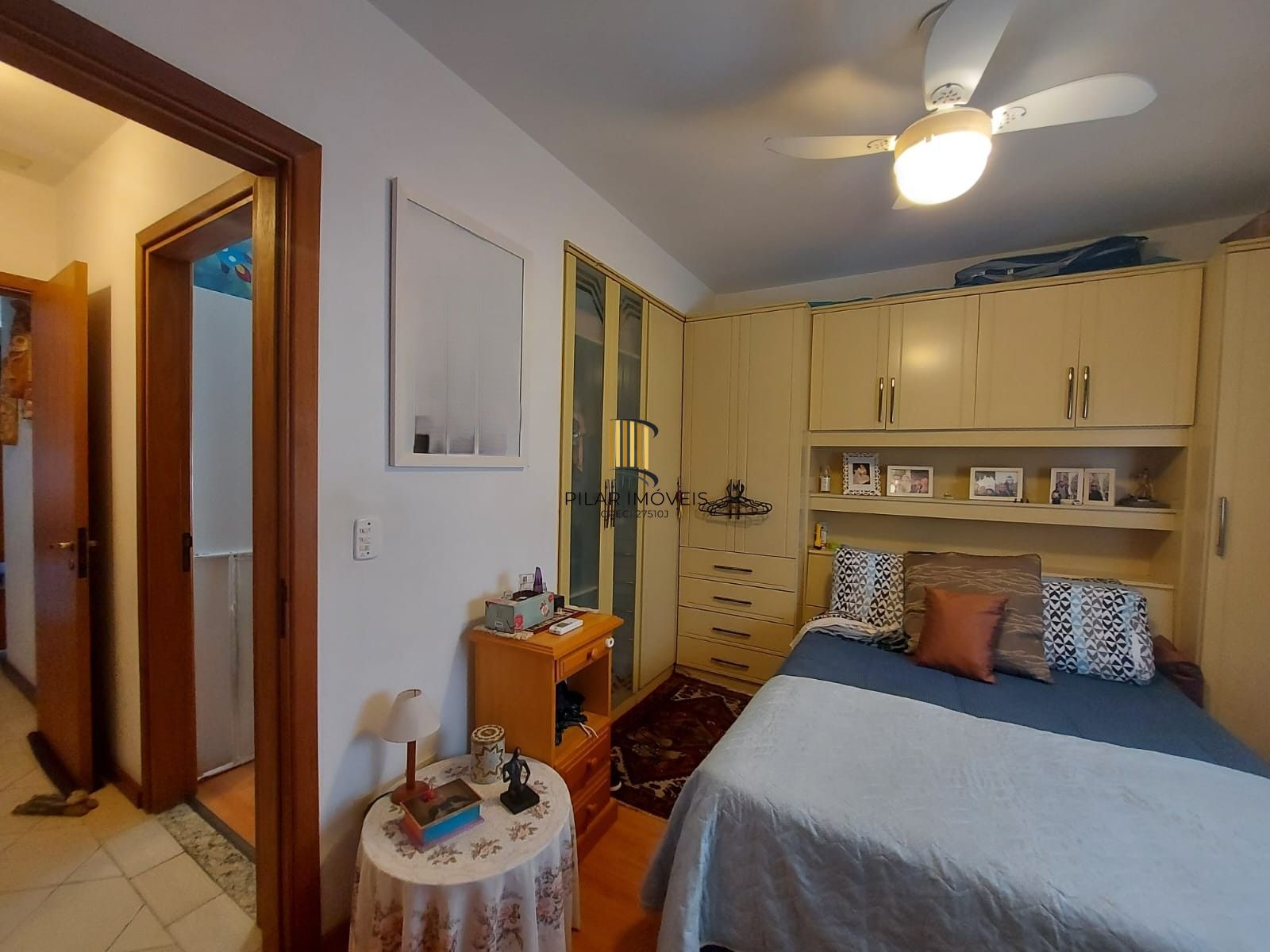 Colinas Garden Apartamento de 2 Dormitórios com Suíte e 2 Vagas no Bairro Passo d'Areia