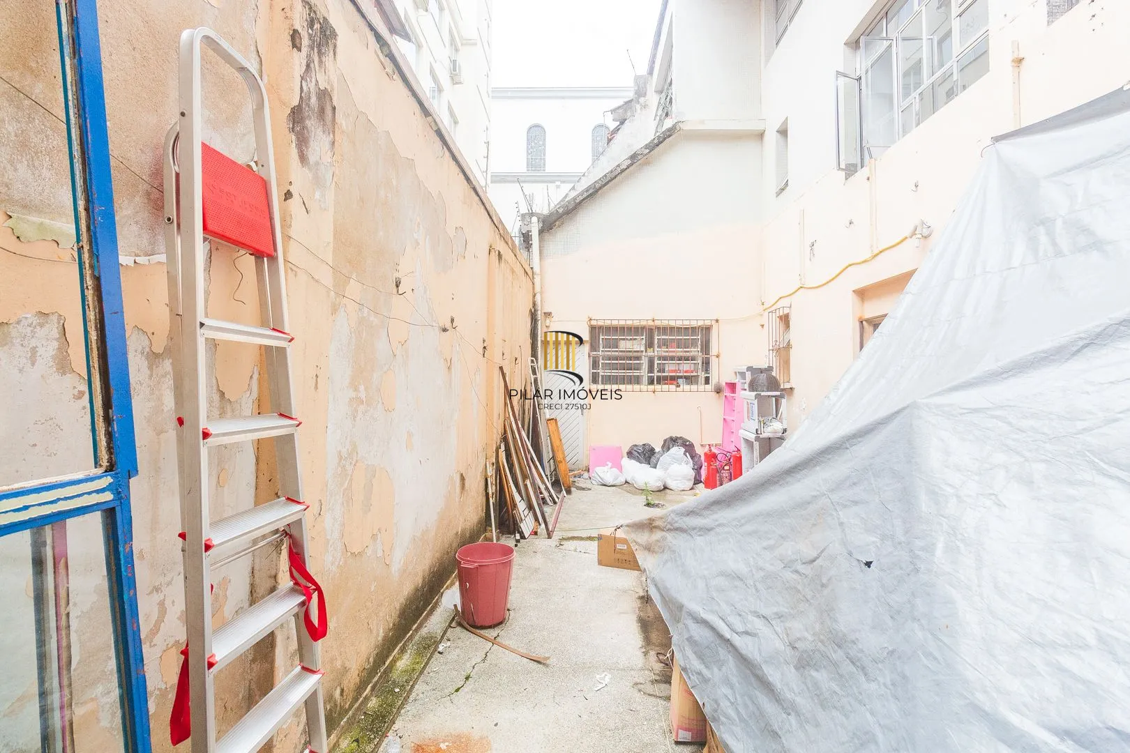 Prédio comercial/residencial a venda no bairro Petropolis