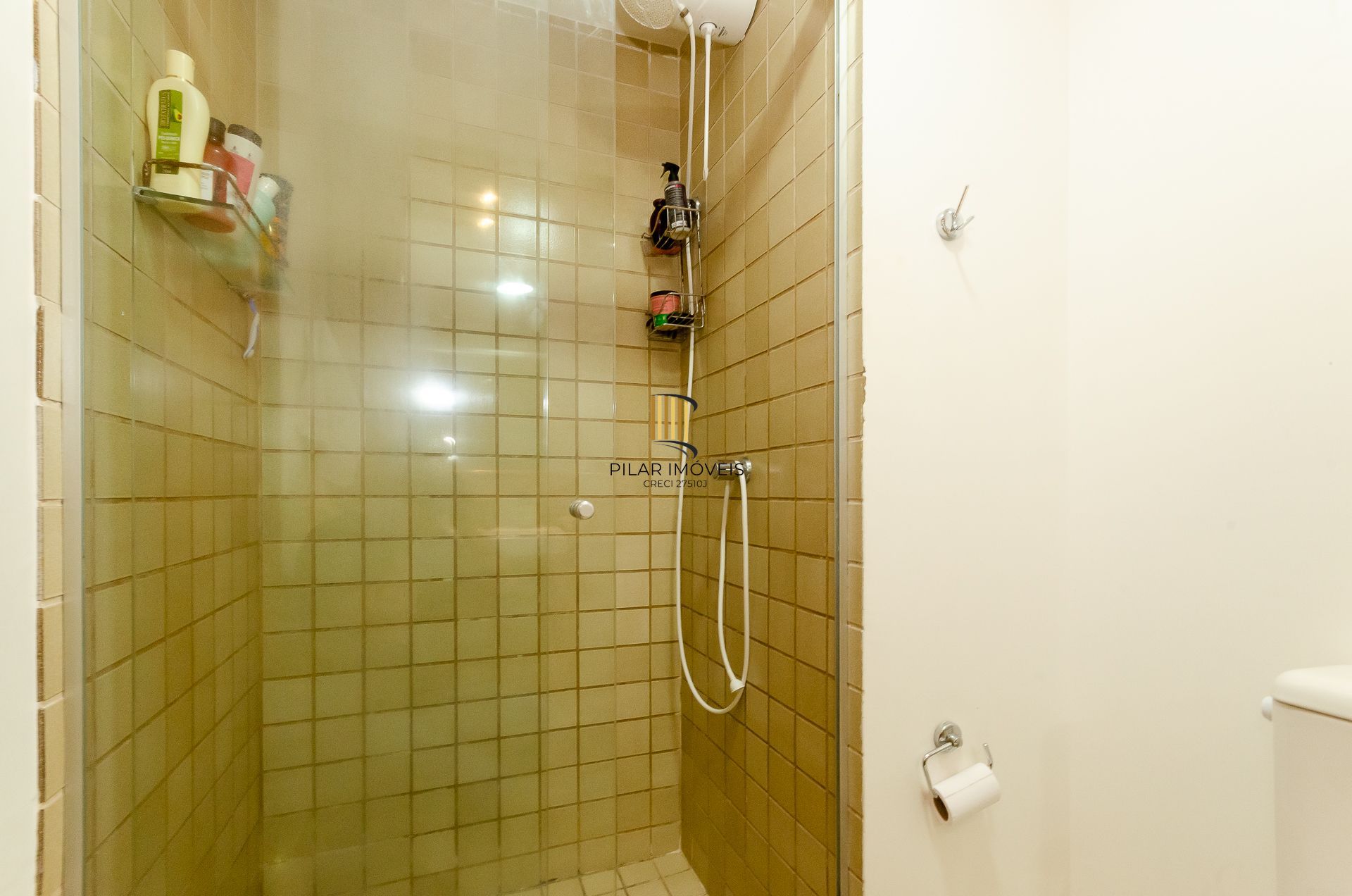 Edifício Residencial Villagio Di Roma- Apartamento a venda com 3 dormitórios no bairro Jardim Carvalho