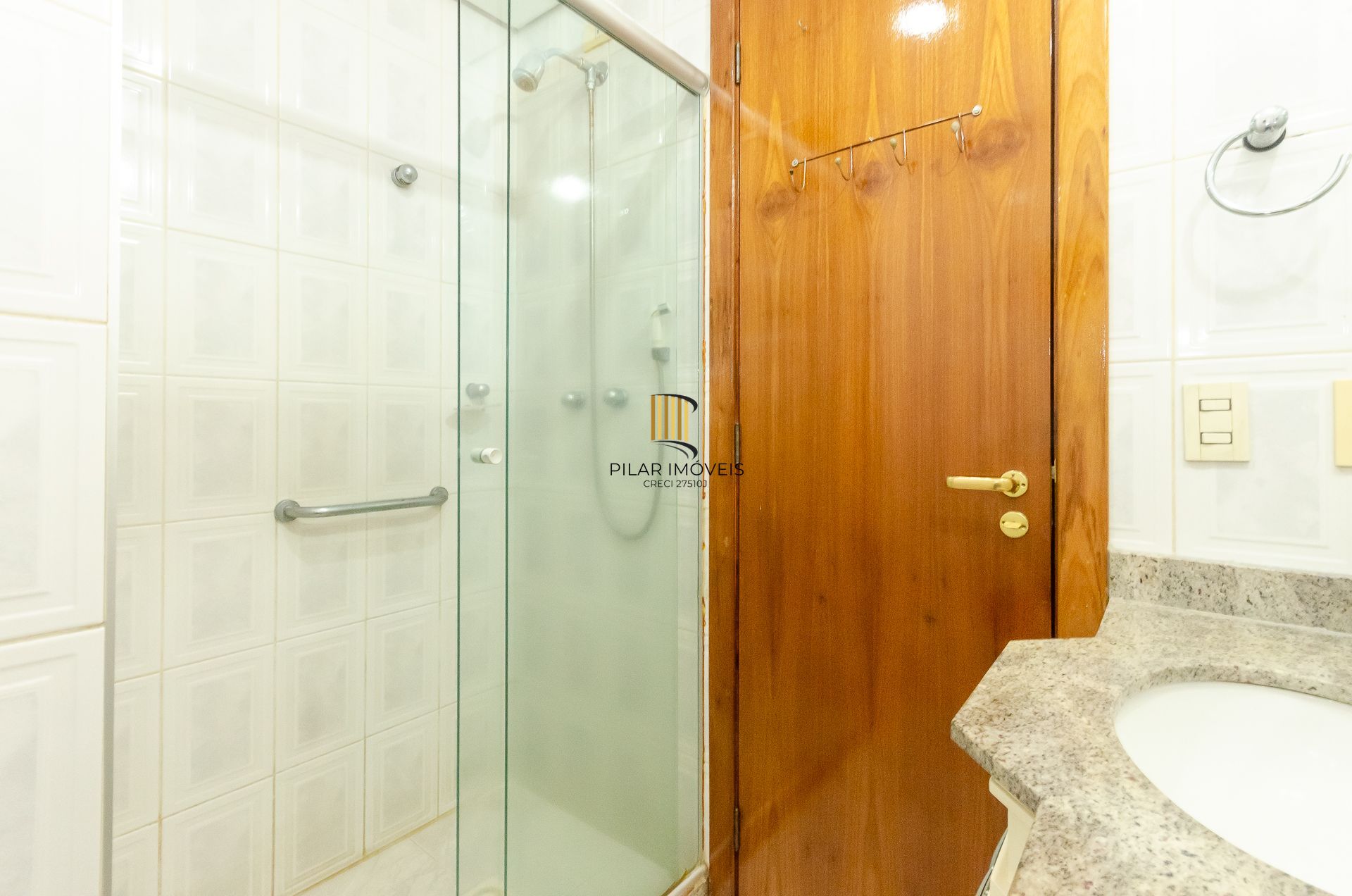 Edifício Luciana - Apartamento a venda com 2 dormitórios no Bairro Petrópolis