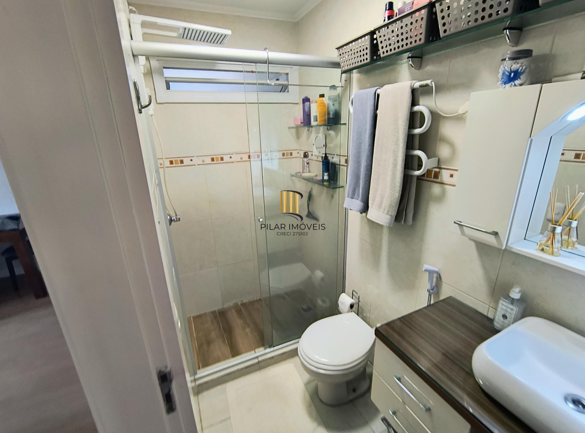 Apartamento 2 dormitórios com 2 vagas no bairro Nonoai