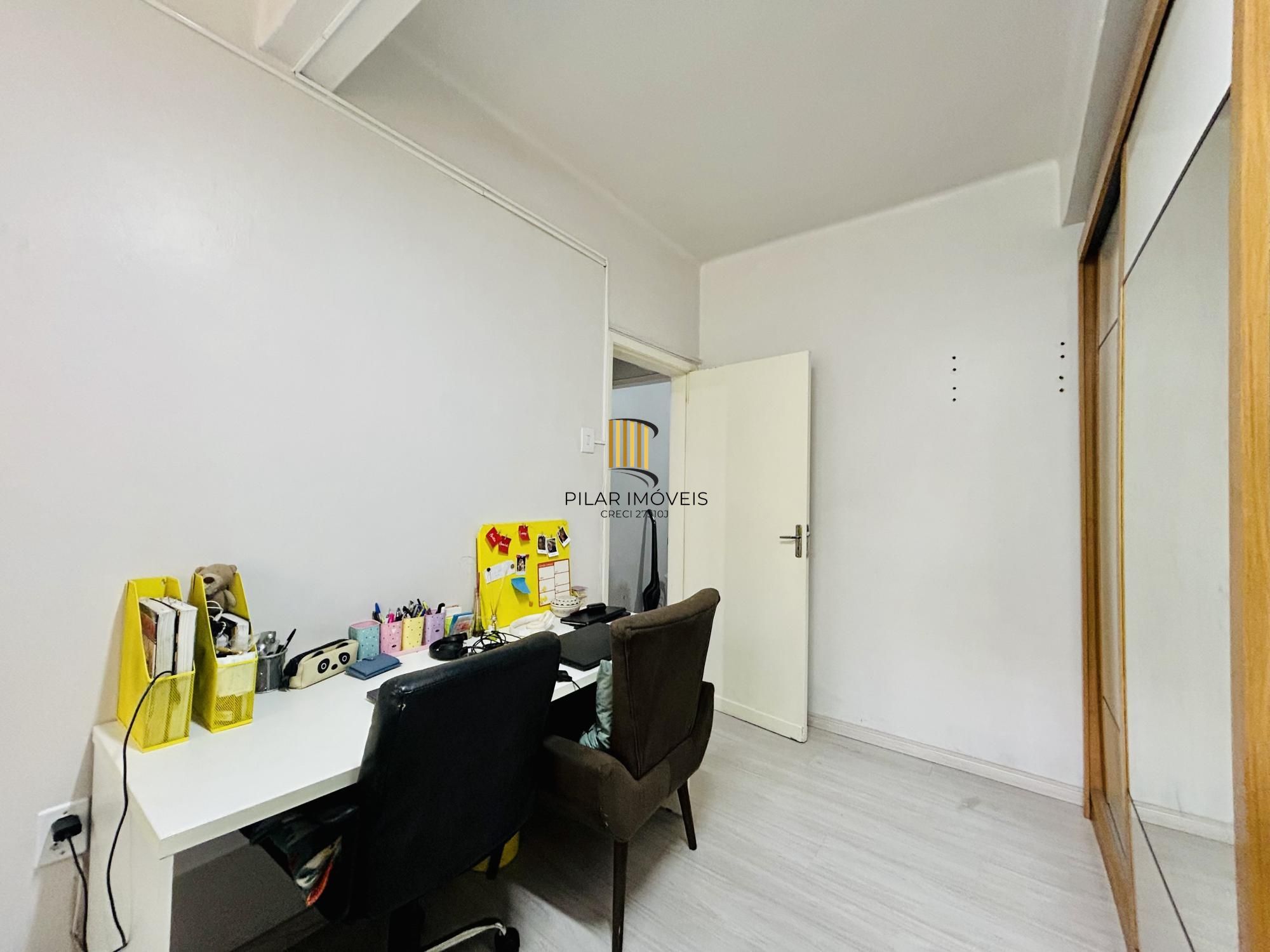 Apartamento 2 dormitórios Petrópolis