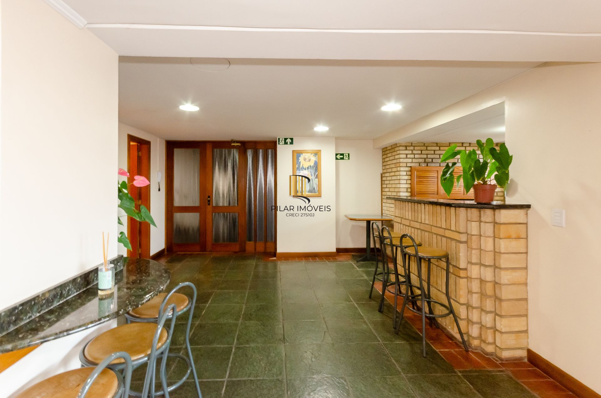 Maison Des Fleurs Apartamento de 2 dormitórios no Bairro Jardim do Salso