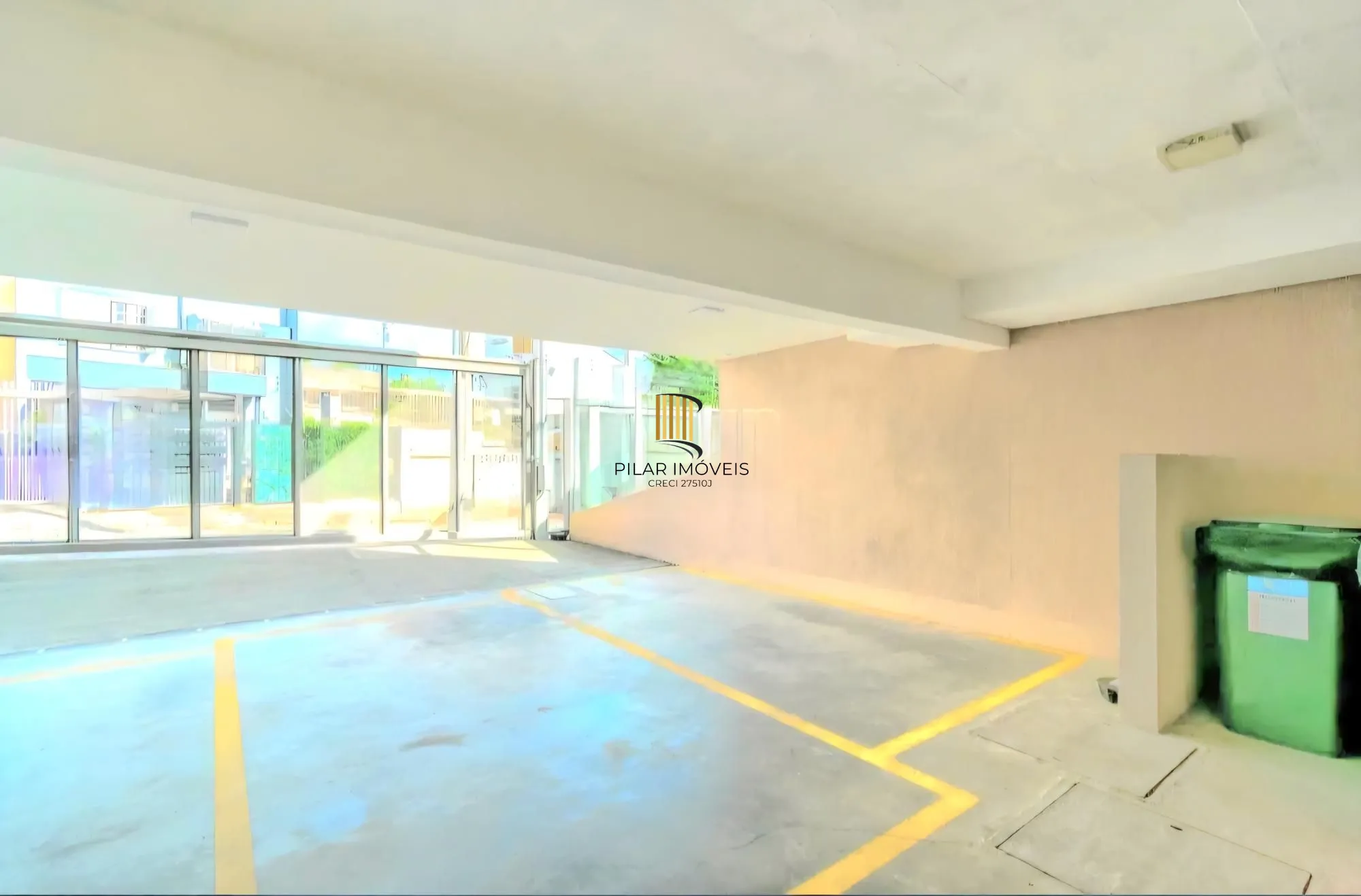 Edifício Jules Verne - Venda de apartamento com 02 dormitórios no bairro Petrópolis