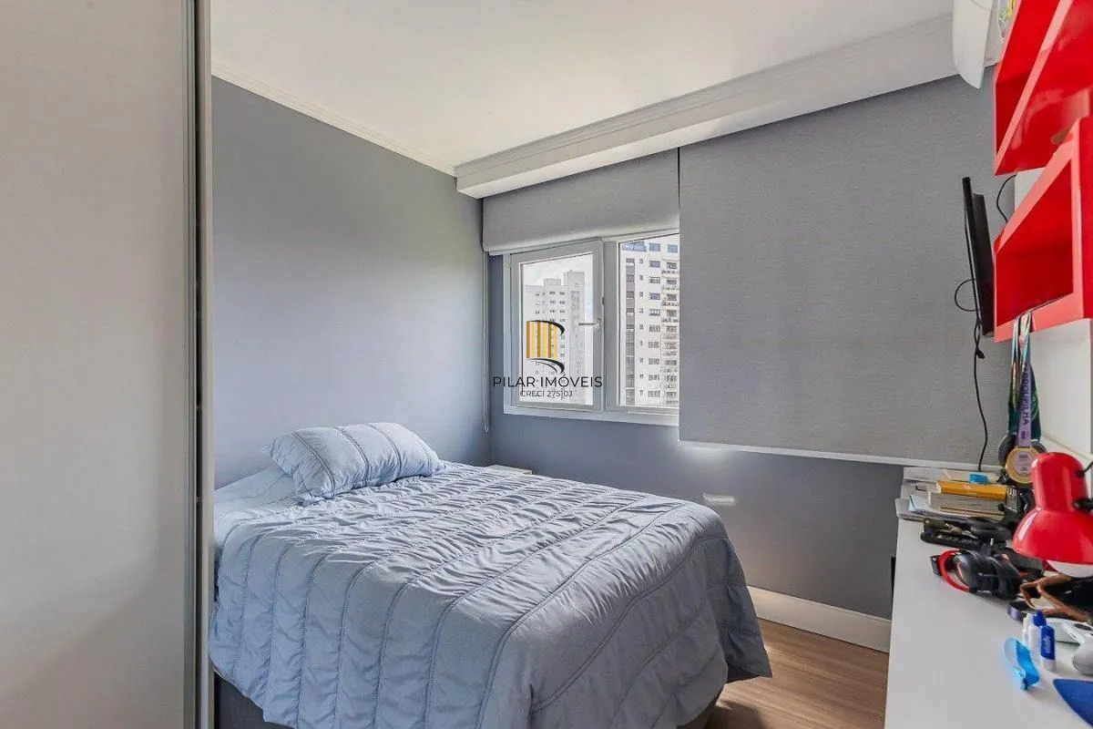 Apartamento de 3 dormitórios próximo ao Grêmio Náutico União