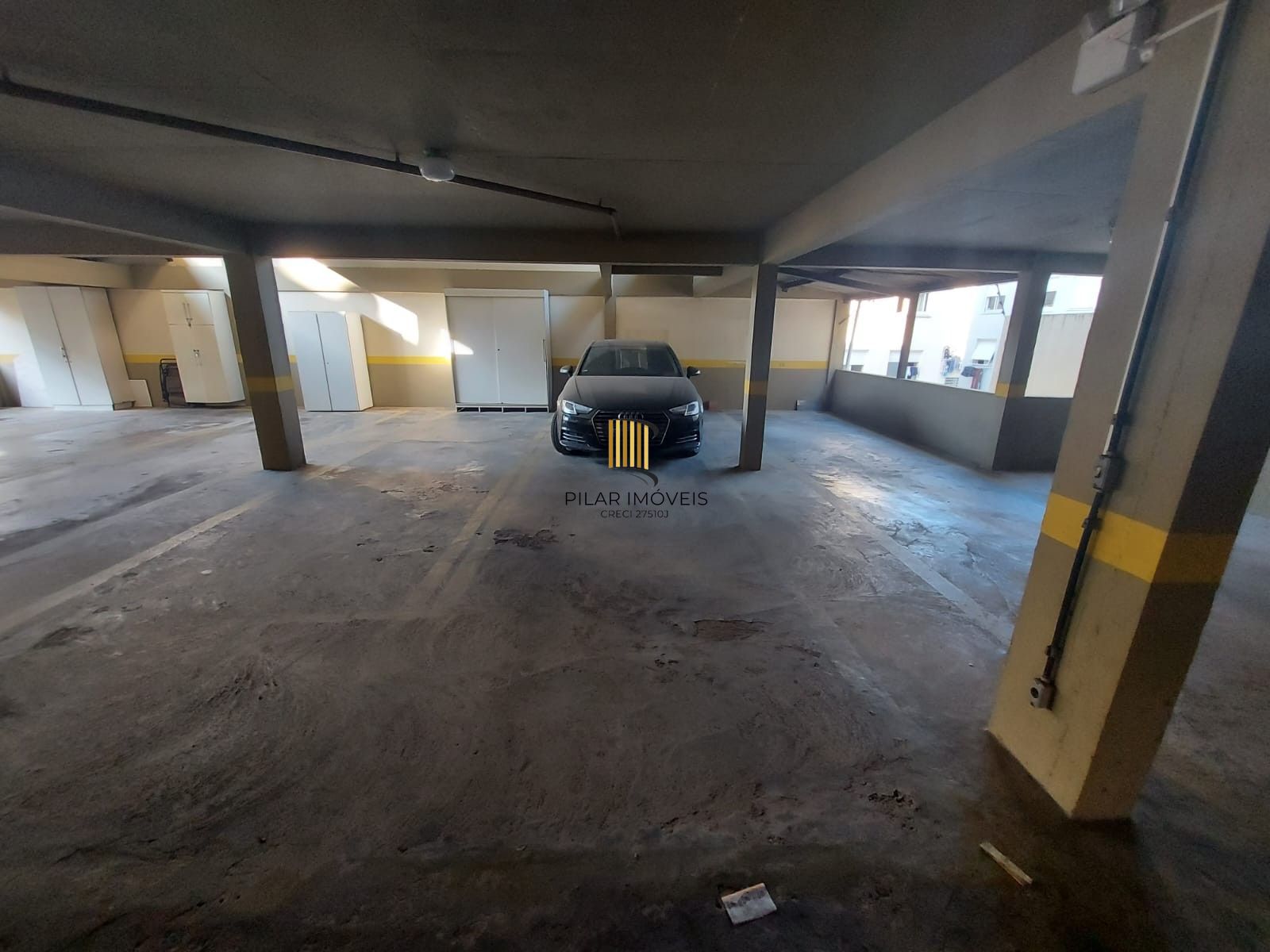 Colinas Garden Apartamento de 2 Dormitórios com Suíte e 2 Vagas no Bairro Passo d'Areia