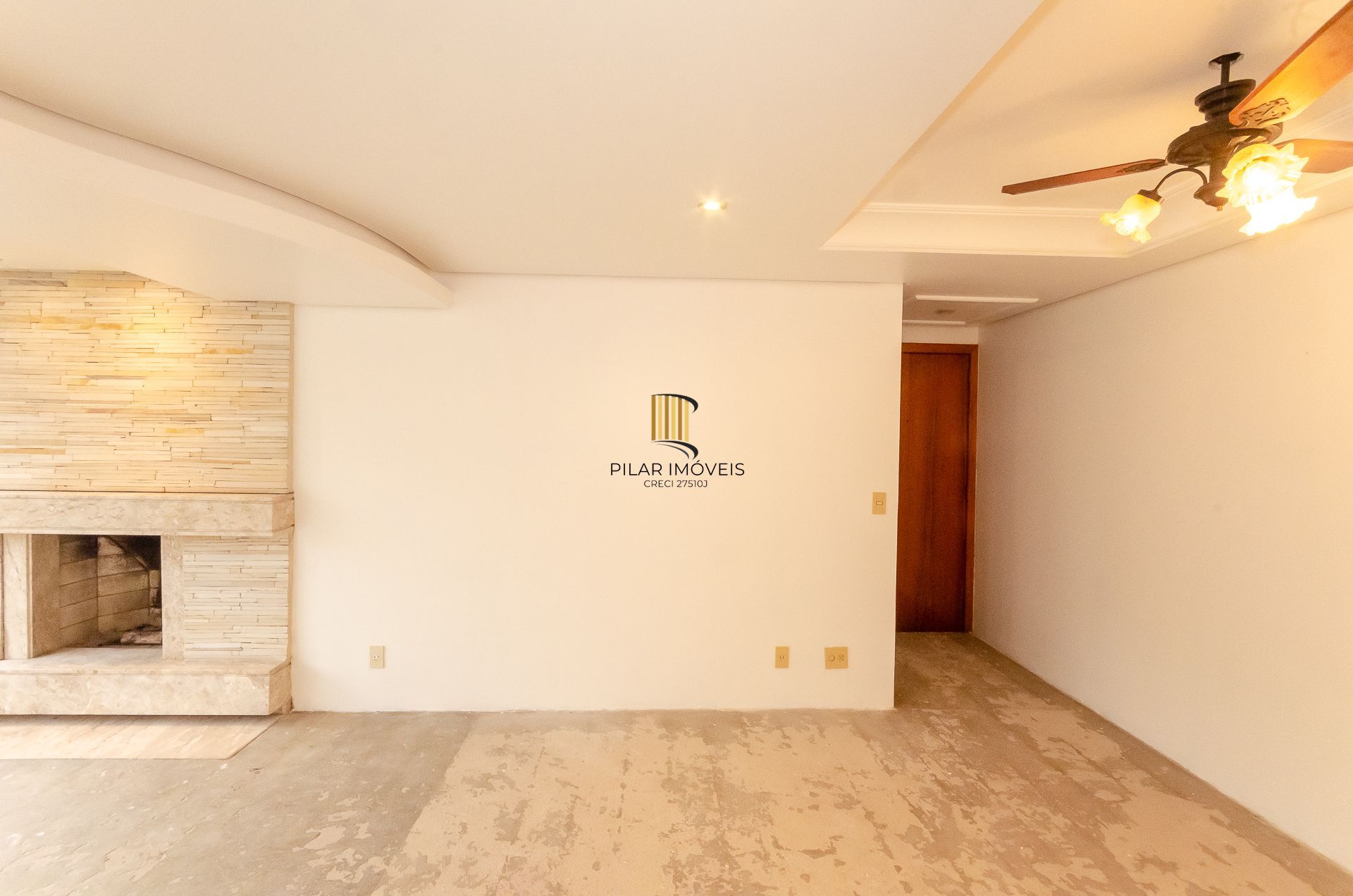 Edifício Luciana - Apartamento a venda com 2 dormitórios no Bairro Petrópolis