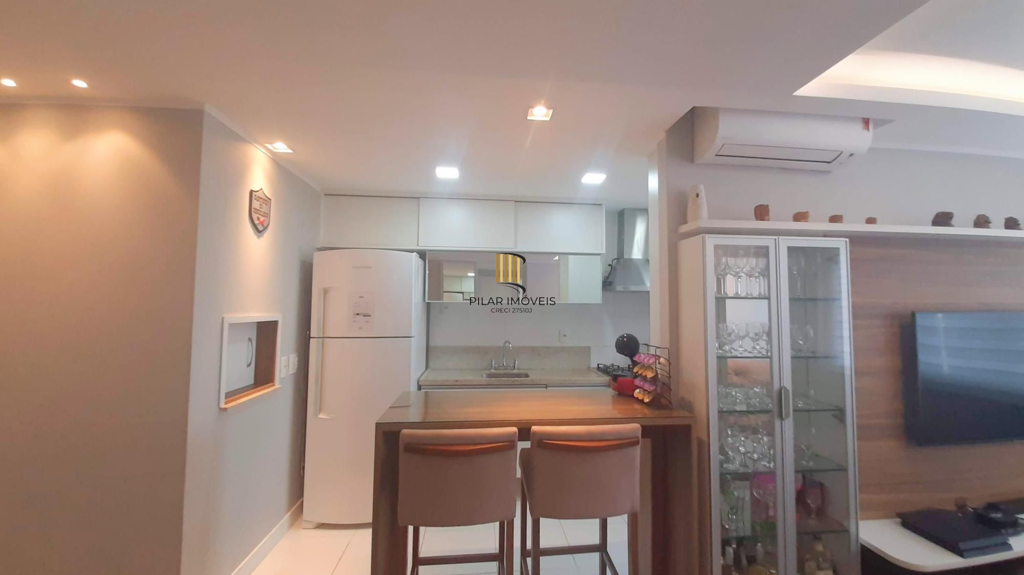 Icon Residencial Apartamento último andar de 2 dormitórios com Suíte Semi mobiliado