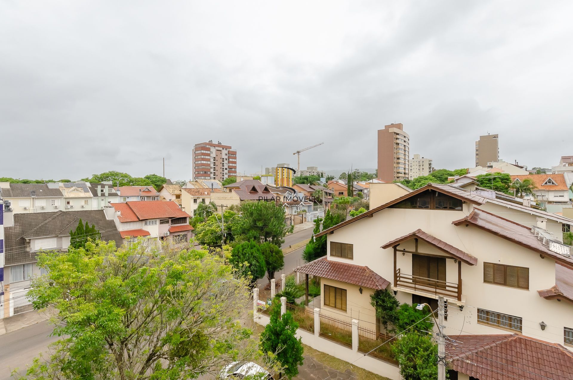 Edifício Canaã Cobertura com 3 dormitórios no bairro jardim Itú
