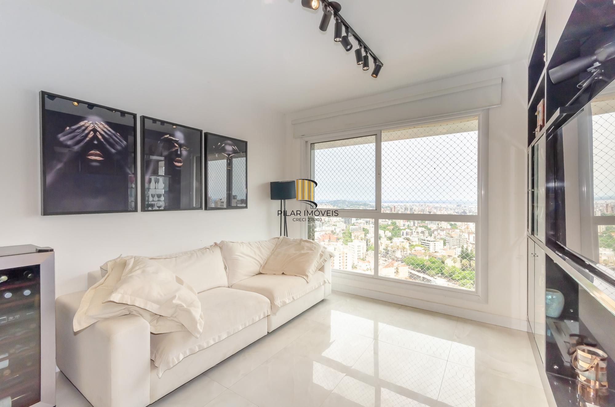 Axis Home Apartamento de 1 dormitório no Petrópolis