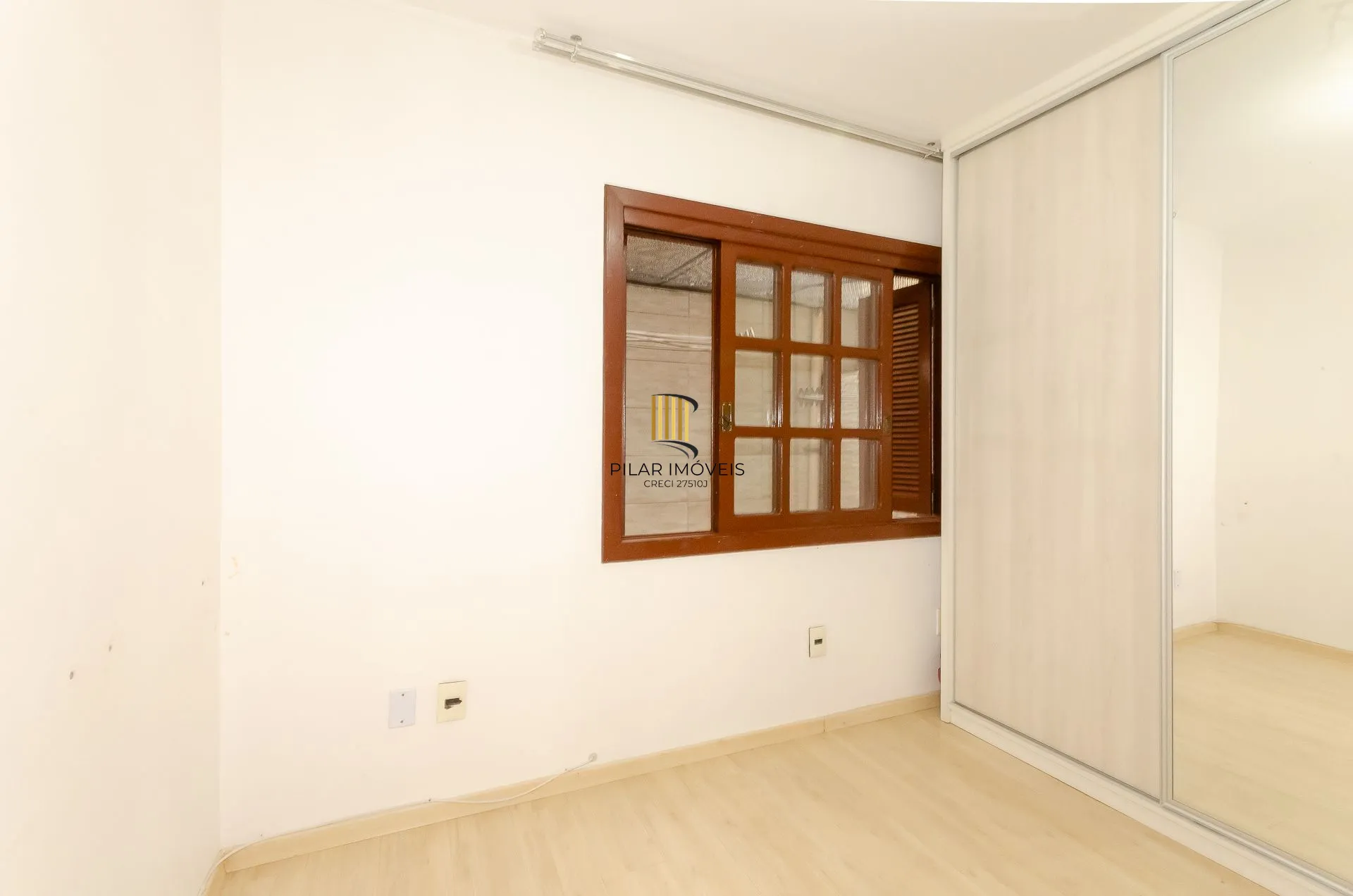 Apartamento 2 dormitórios com churrasqueira no bairro Cristo Redentor