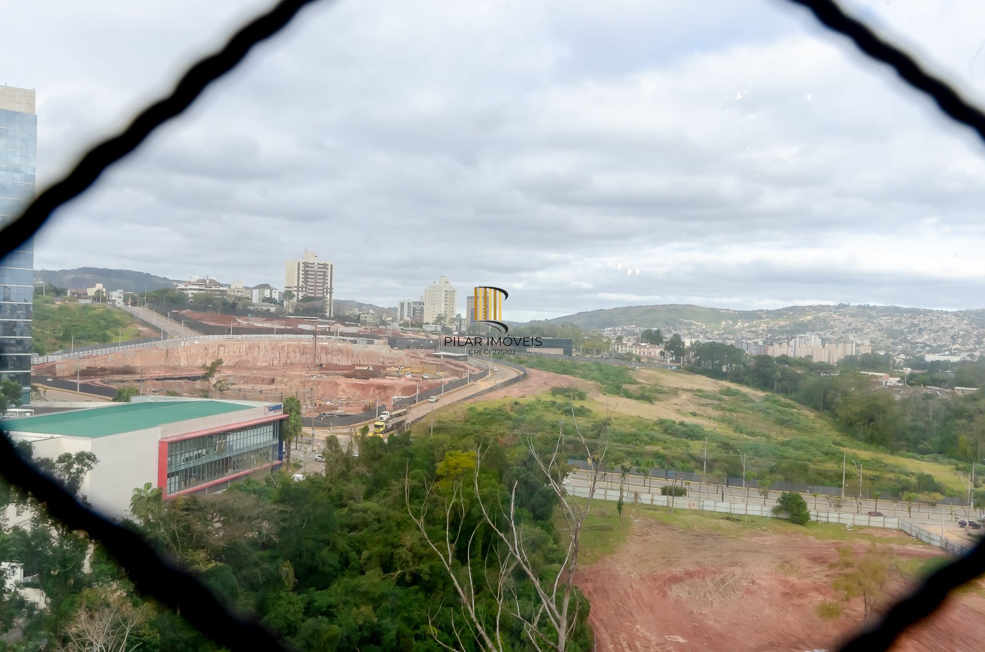Max Haus 2 dormitórios com suíte Semimobiliado - Bairro Petrópolis