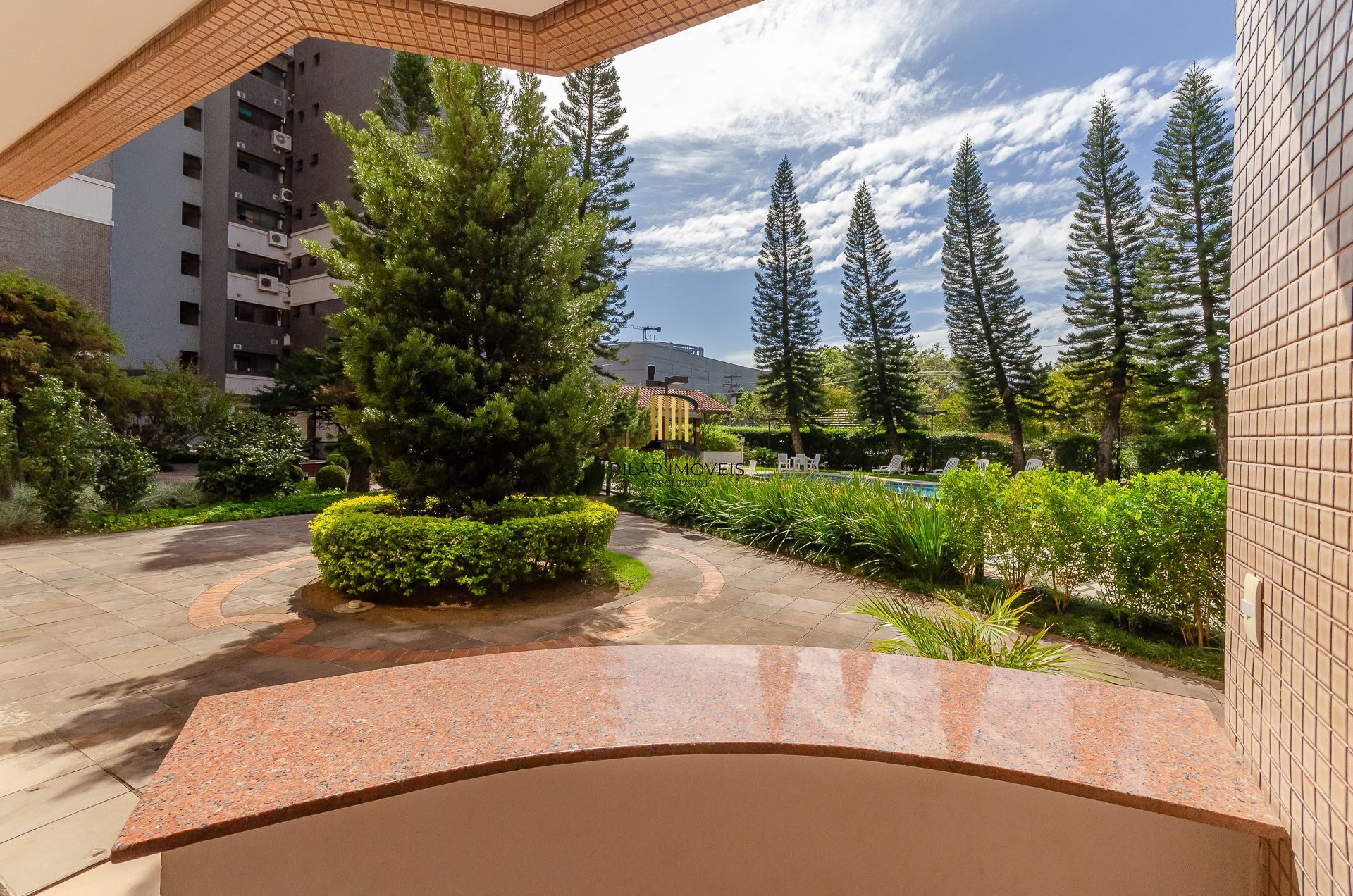 Edifício Praça Paris - Apartamento de 3 dormitórios em frente ao Colégio Anchieta
