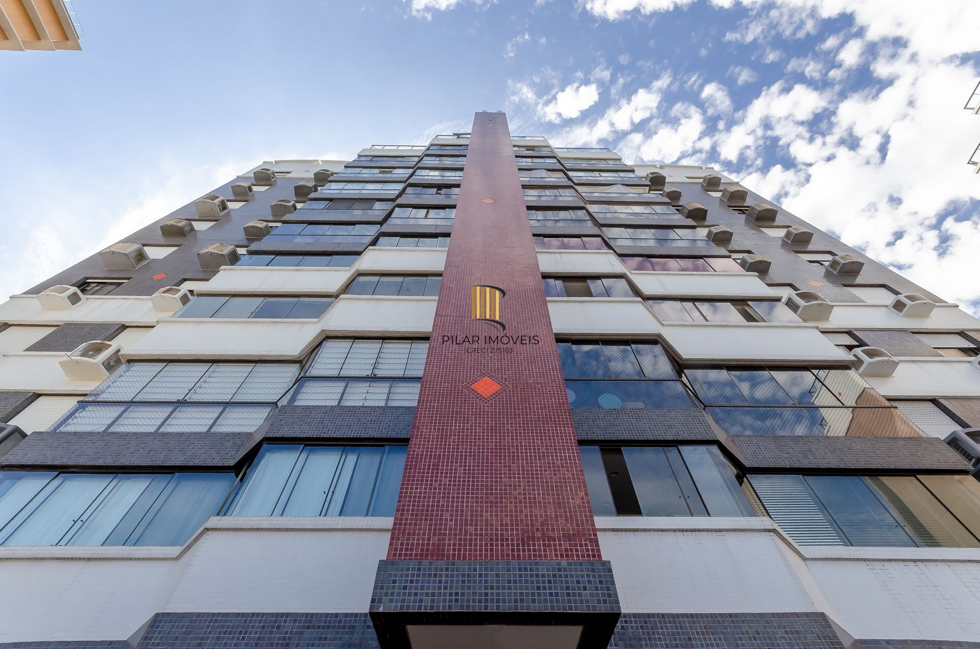 Edifício Praça Paris - Apartamento de 3 dormitórios em frente ao Colégio Anchieta