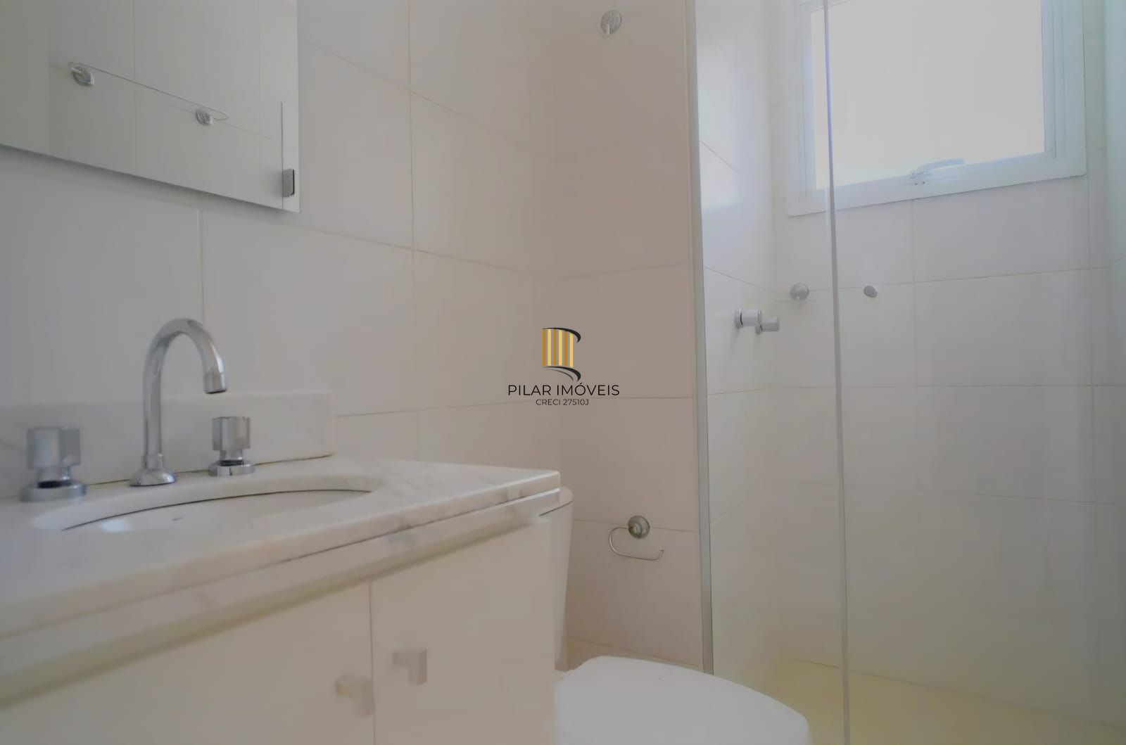 Edifício Jules Verne - Venda de apartamento com 02 dormitórios no bairro Petrópolis