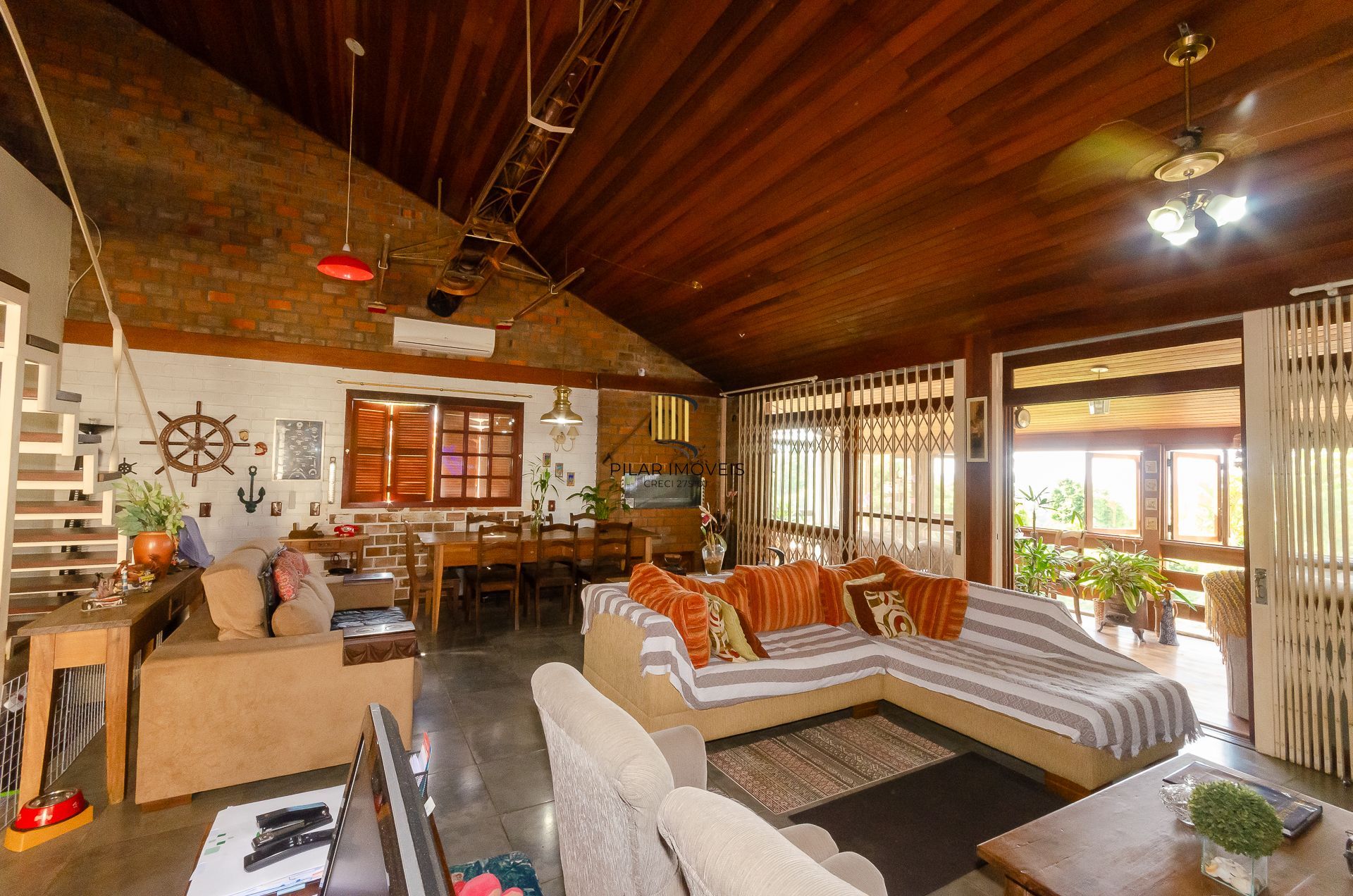 Casa Exclusiva na Zona Sul com Vista Panorâmica, Piscina e Poço Artesiano!