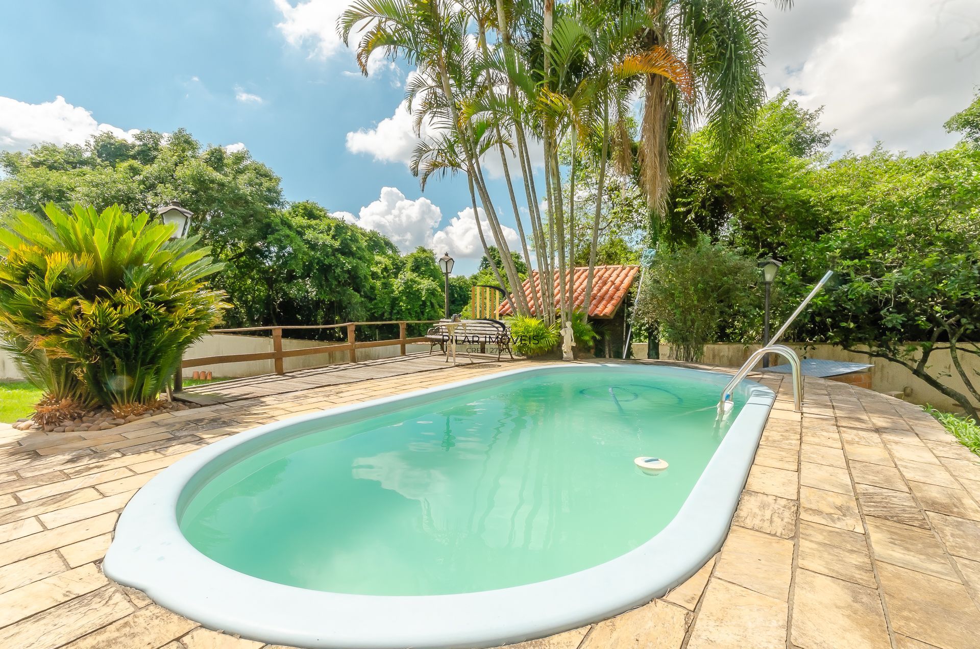 Casa Exclusiva na Zona Sul com Vista Panorâmica, Piscina e Poço Artesiano!