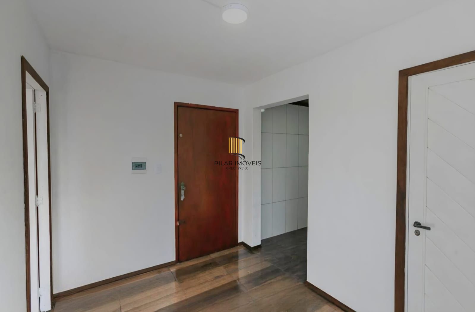 Edíficio Santa Rita - Apartamento a venda com 01 dormitório no bairro Partenon