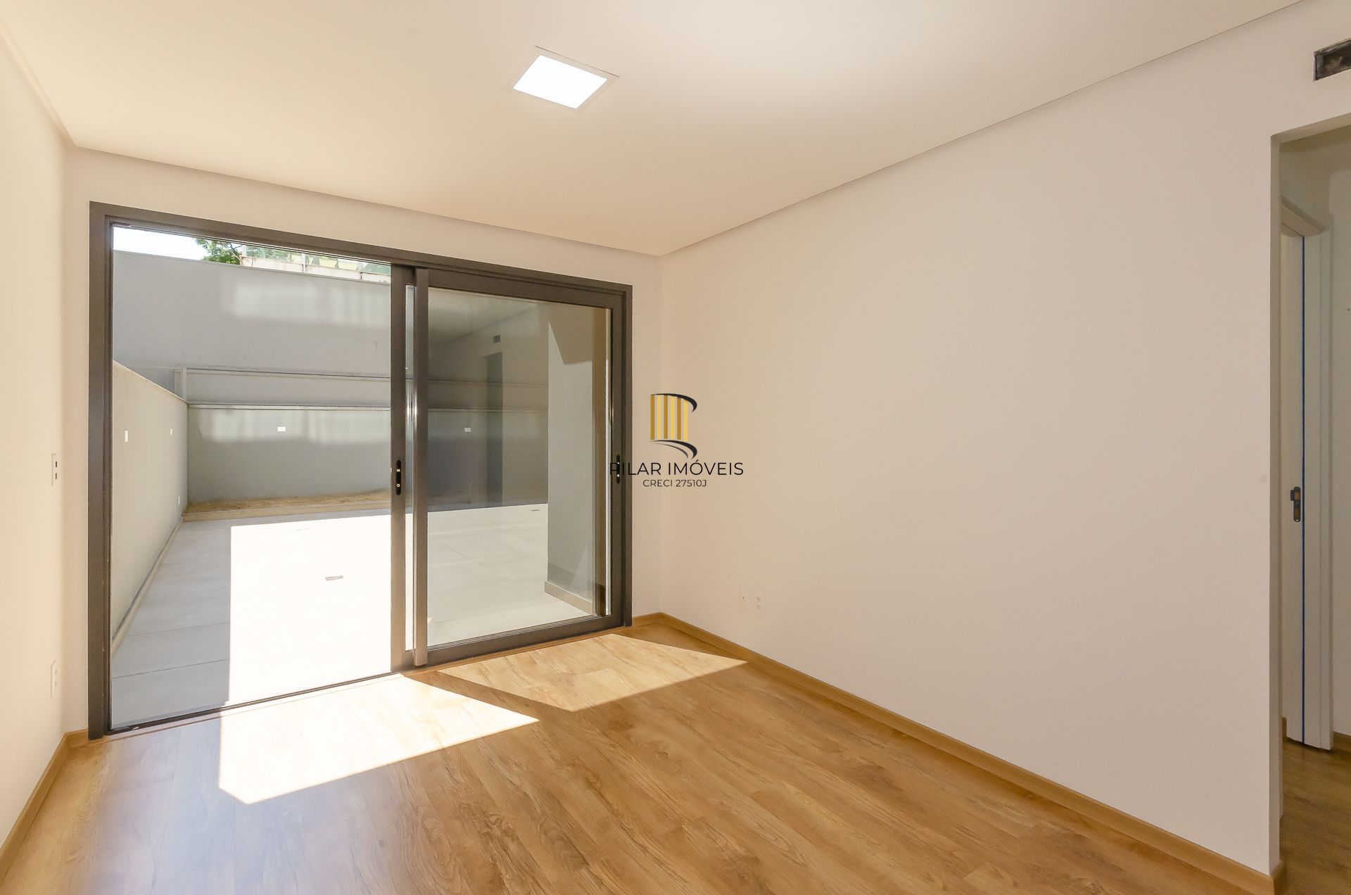 Idea Eça de Queiroz Apartamento Garden de 2 dormitórios no Bairro Petrópolis