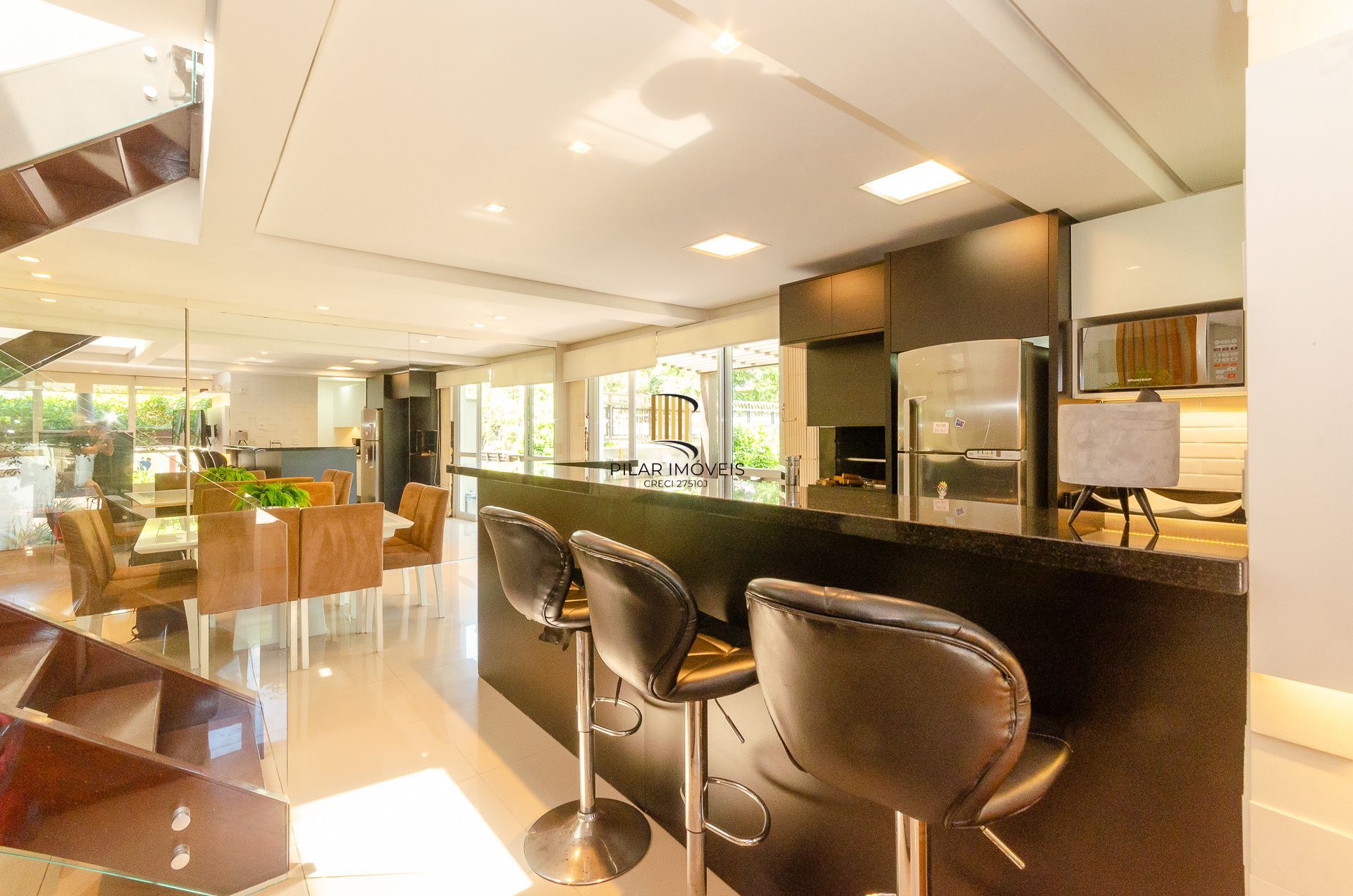 Casa de Condomínio em Porto Alegre, RS - Casa com 3 Suítes Plenas