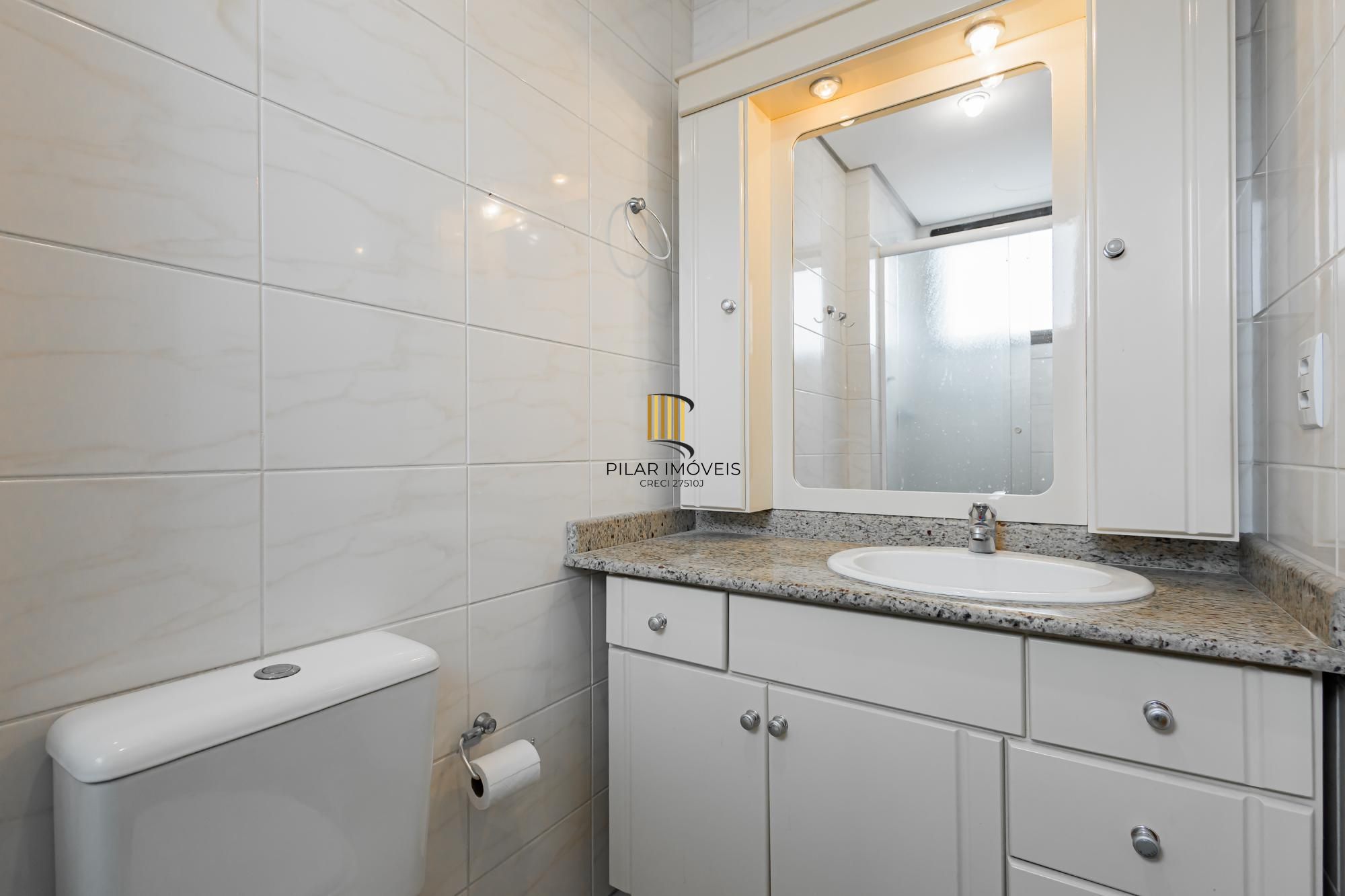 Colinas Garden Apartamento de 2 Dormitórios com Suíte e 2 Vagas no Bairro Passo d'Areia