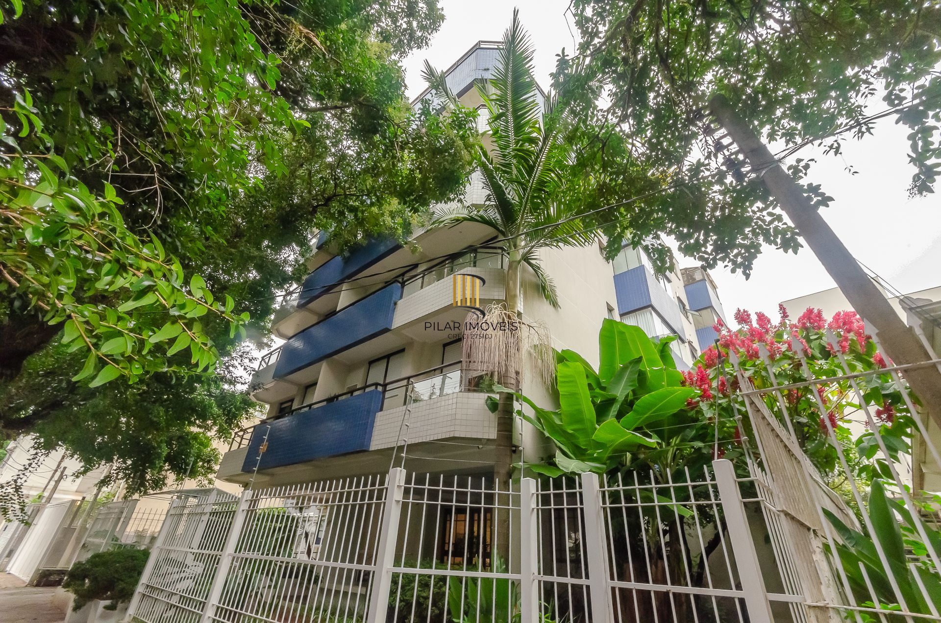 Edifício Luciana - Apartamento a venda com 2 dormitórios no Bairro Petrópolis