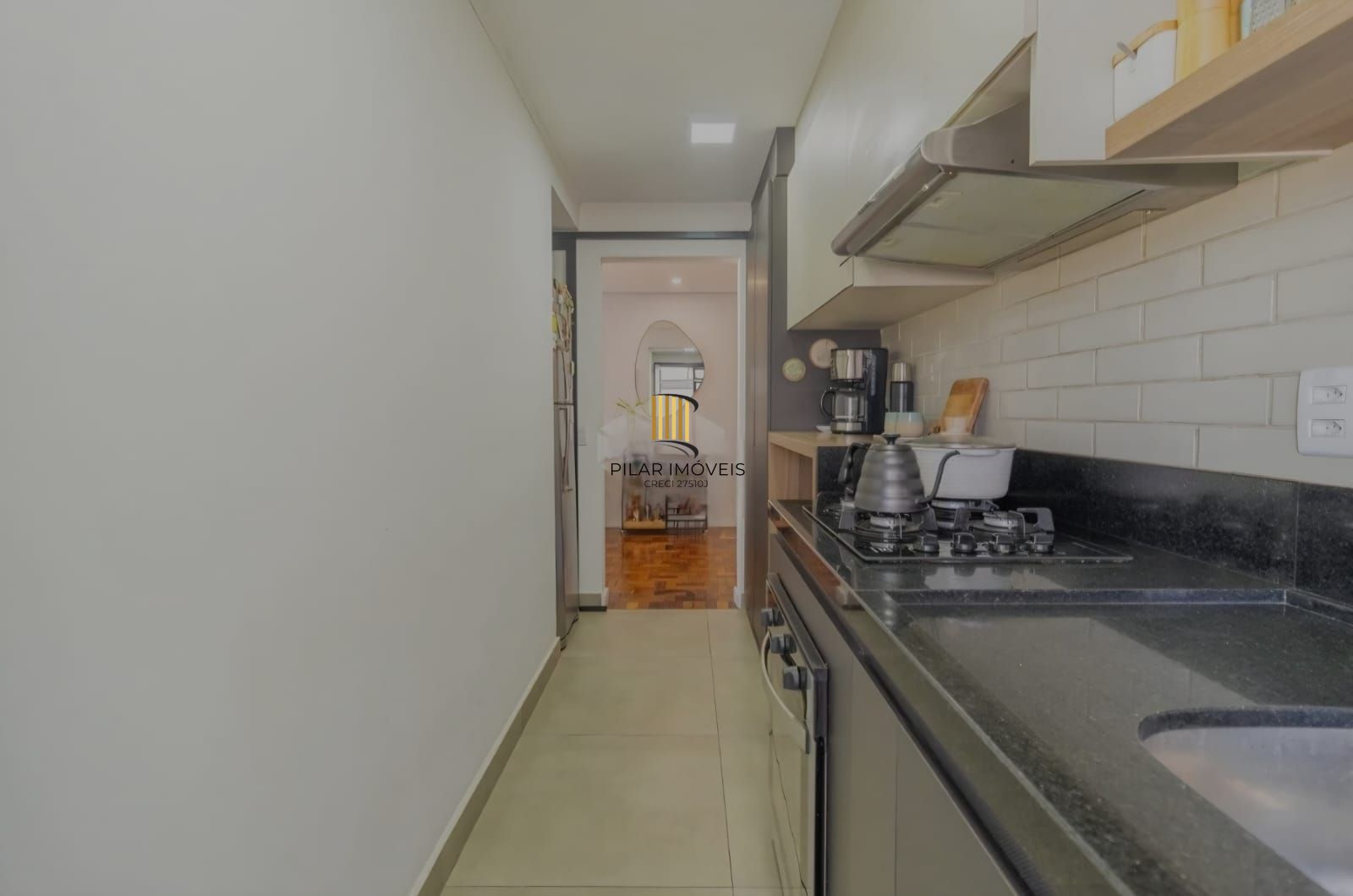 Edifício Humaitá Apartamento a venda com 2 dormitórios no bairro Cidade Baixa