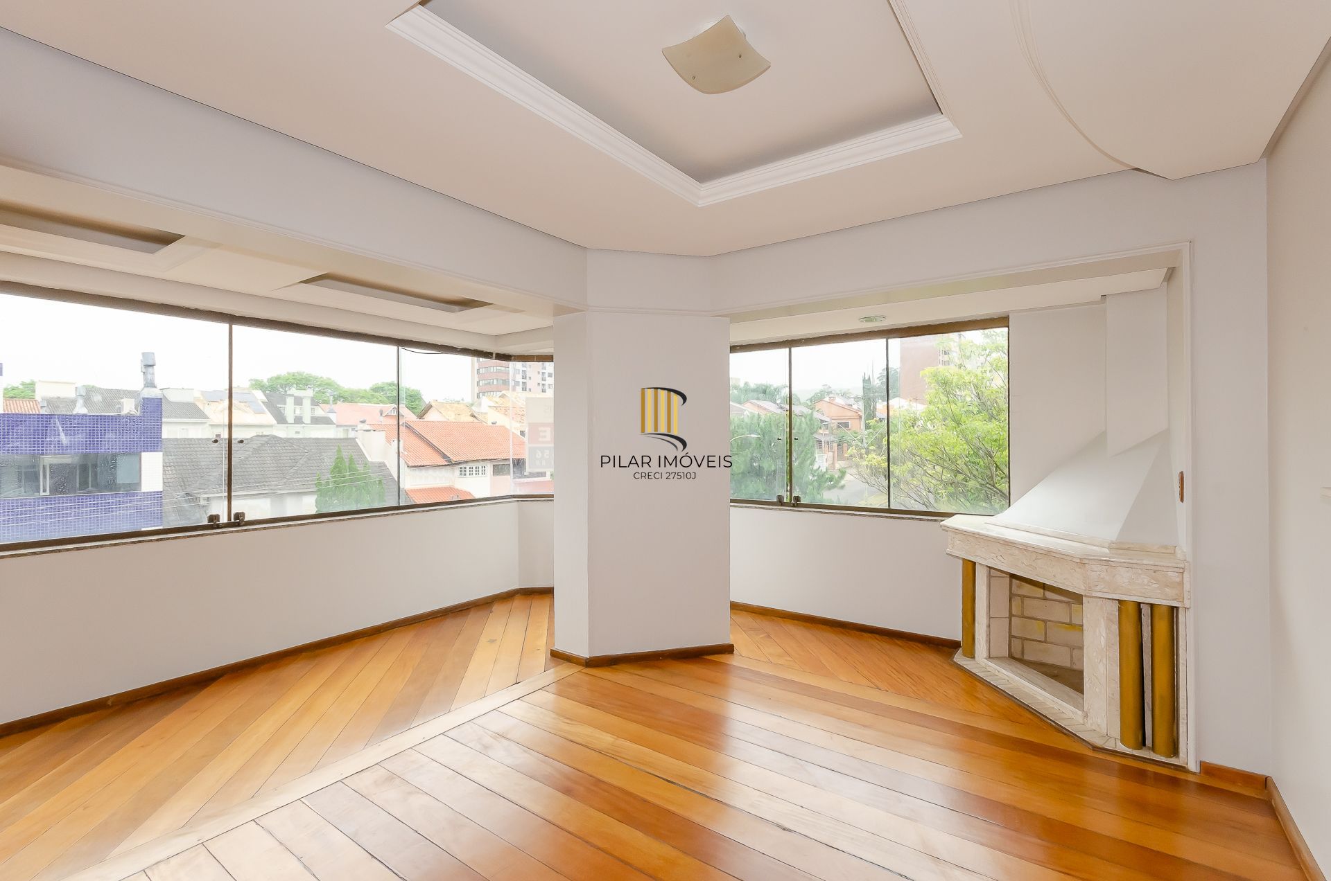 Edifício Canaã Cobertura com 3 dormitórios no bairro jardim Itú