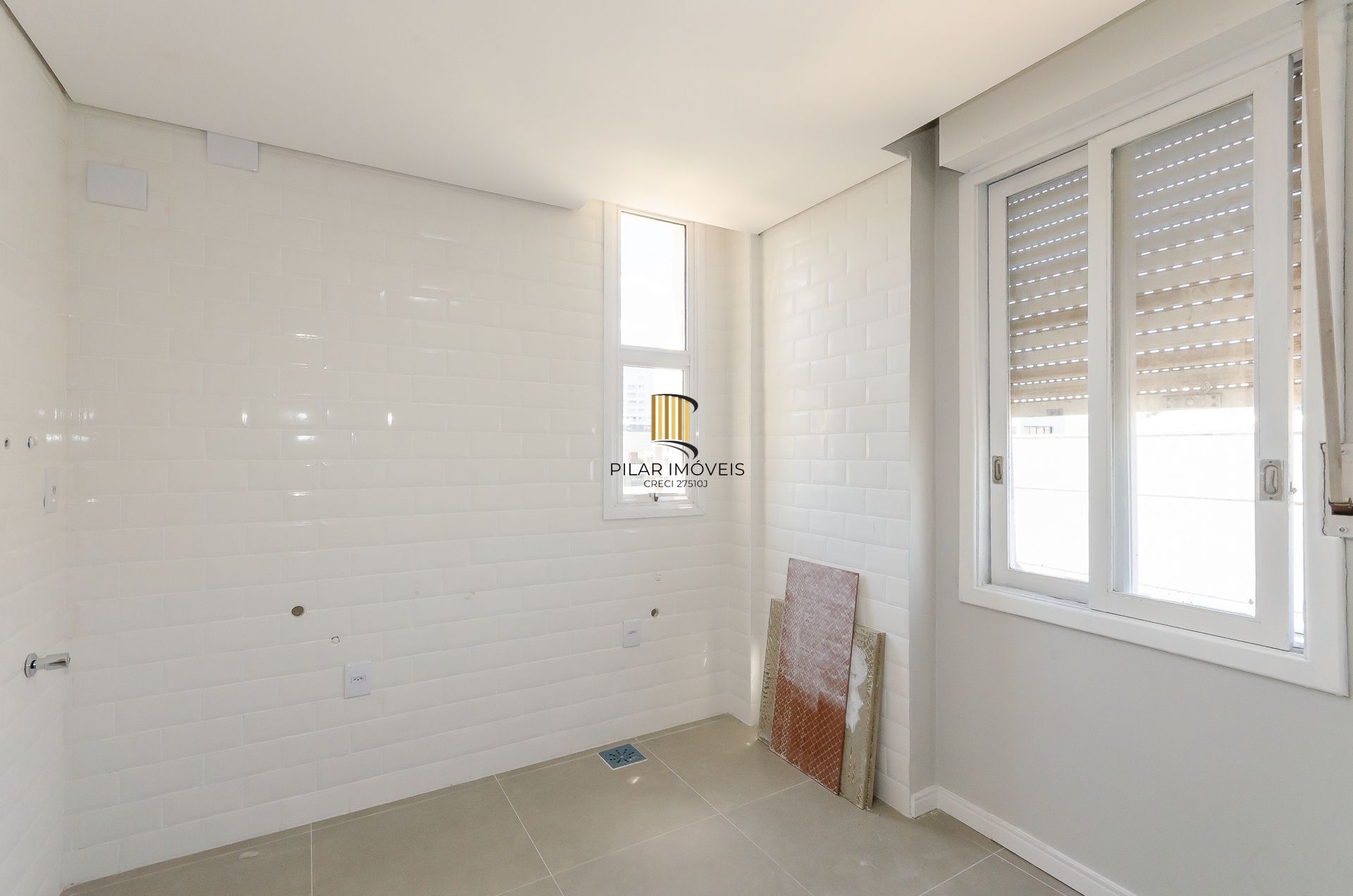 Edifício Anne Franke Apartamento com 3 Dormitórios no bairro Petrópolis