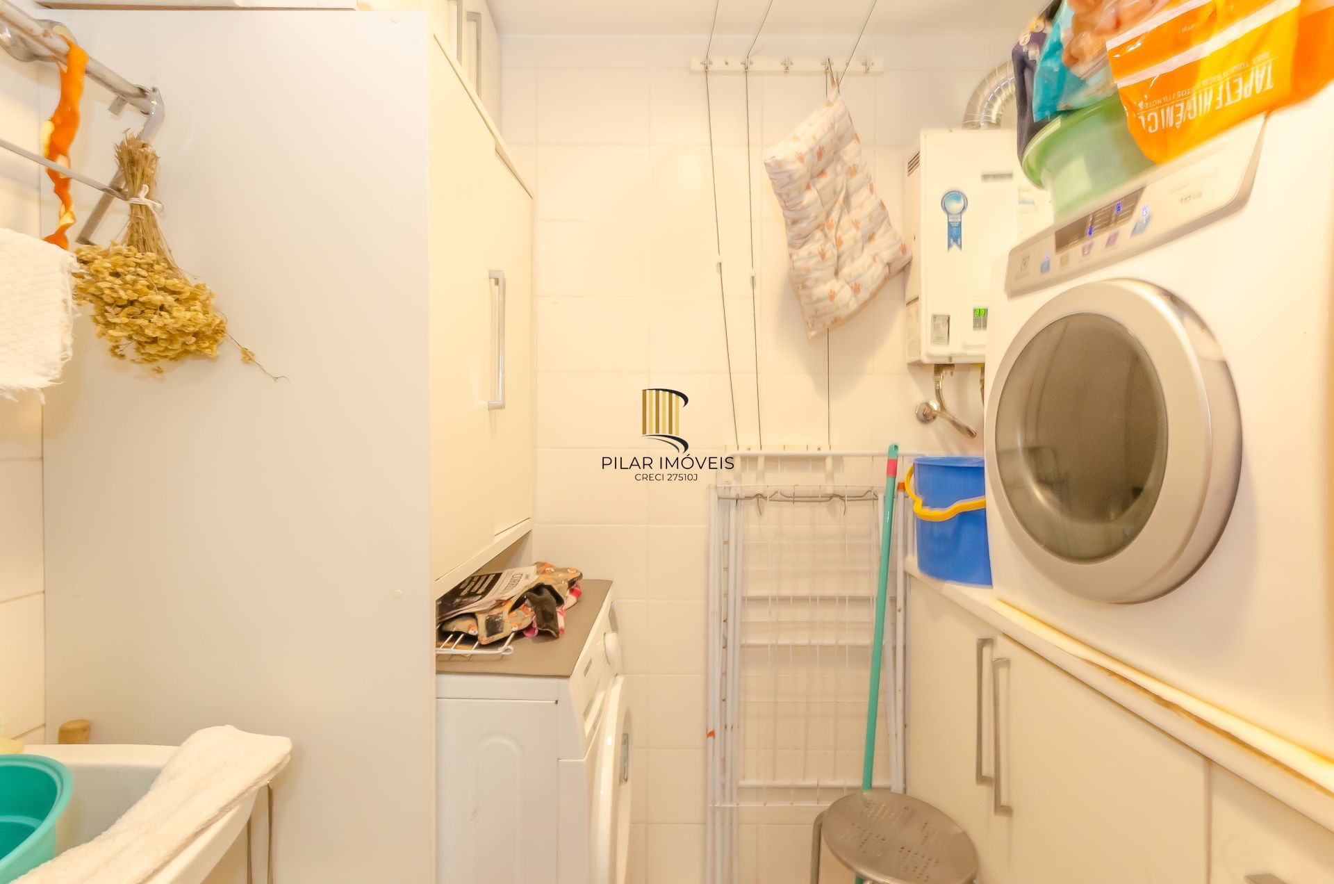 Santa Barbára Apartamento mobiliado de 3 dormitórios no bairro Passo da Areia