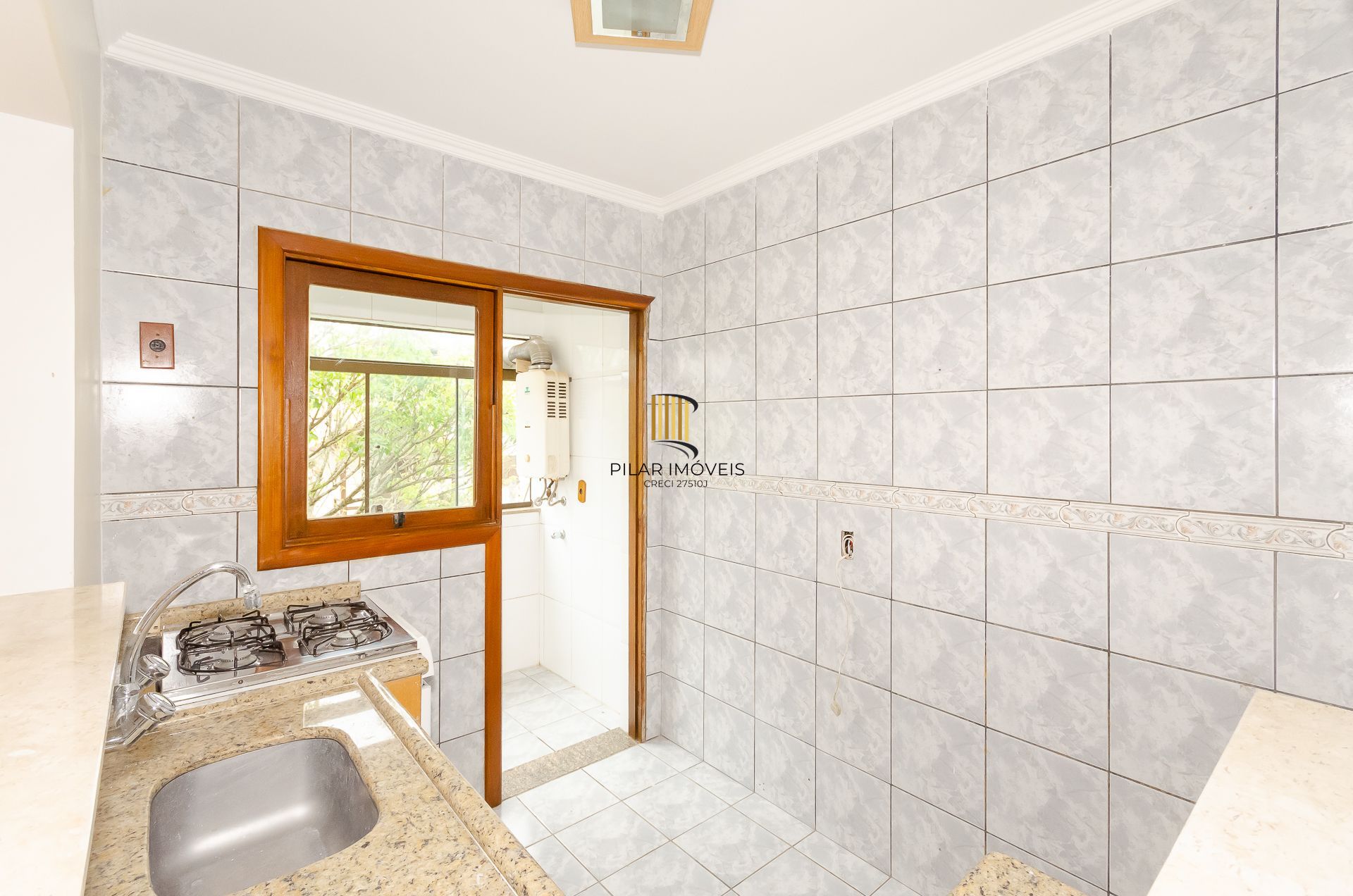 Edifício Canaã Cobertura com 3 dormitórios no bairro jardim Itú