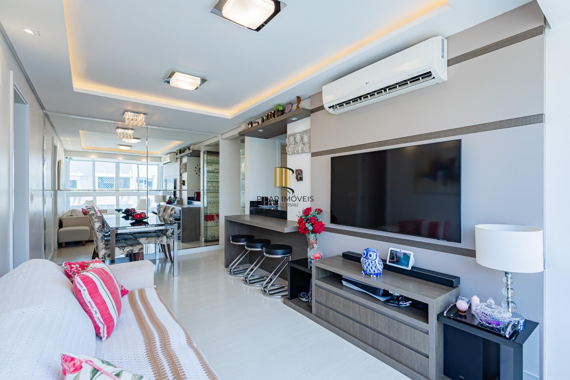 Apartamento Higienópolis de 2 Dormitórios com Suíte e Duas Vagas