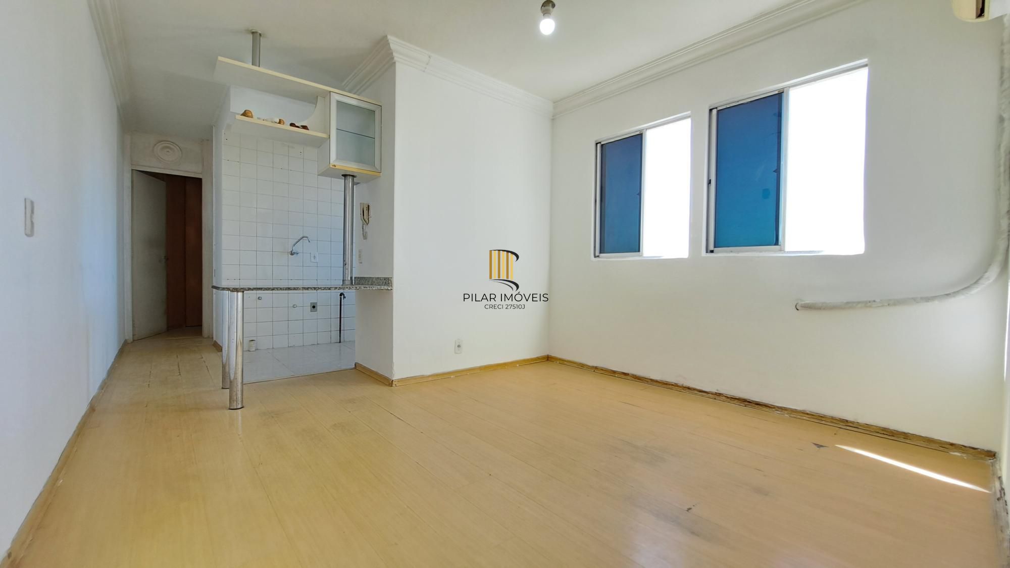 Edifício Pateo Santa Fé apartamento de 2 dormitórios com vaga no bairro Sarandi