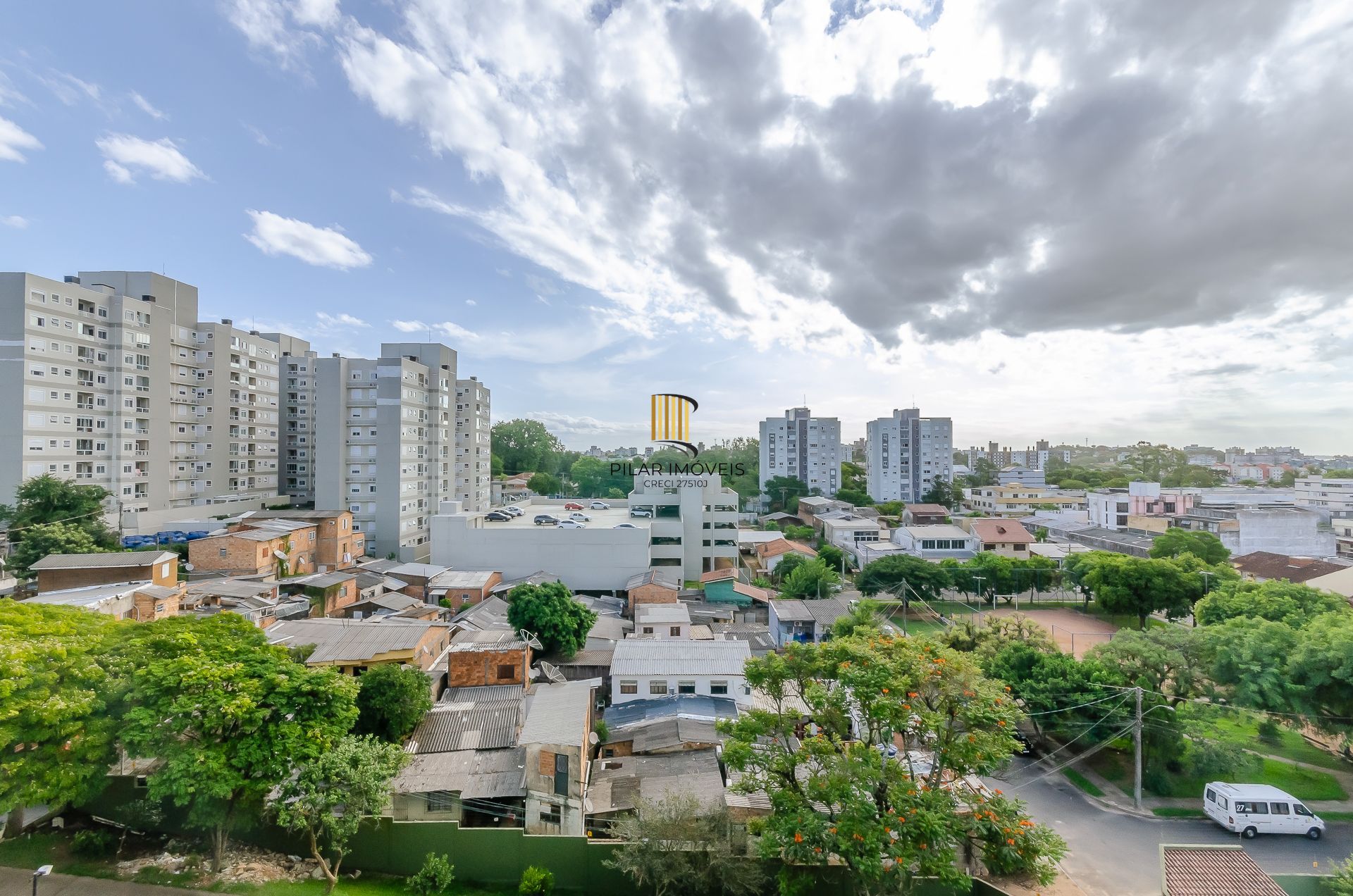 Edifício Torres do Sul - Apartamento a venda com 1 dormitório no Bairro Cavalhada