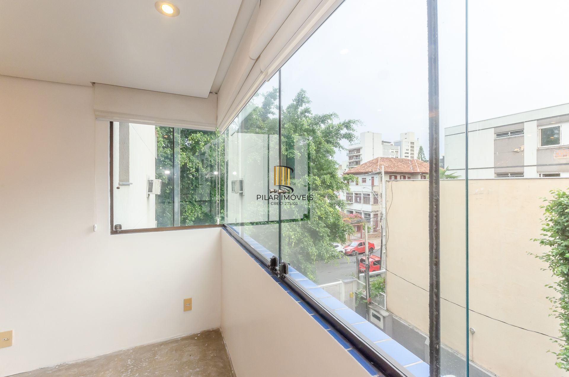 Edifício Luciana - Apartamento a venda com 2 dormitórios no Bairro Petrópolis