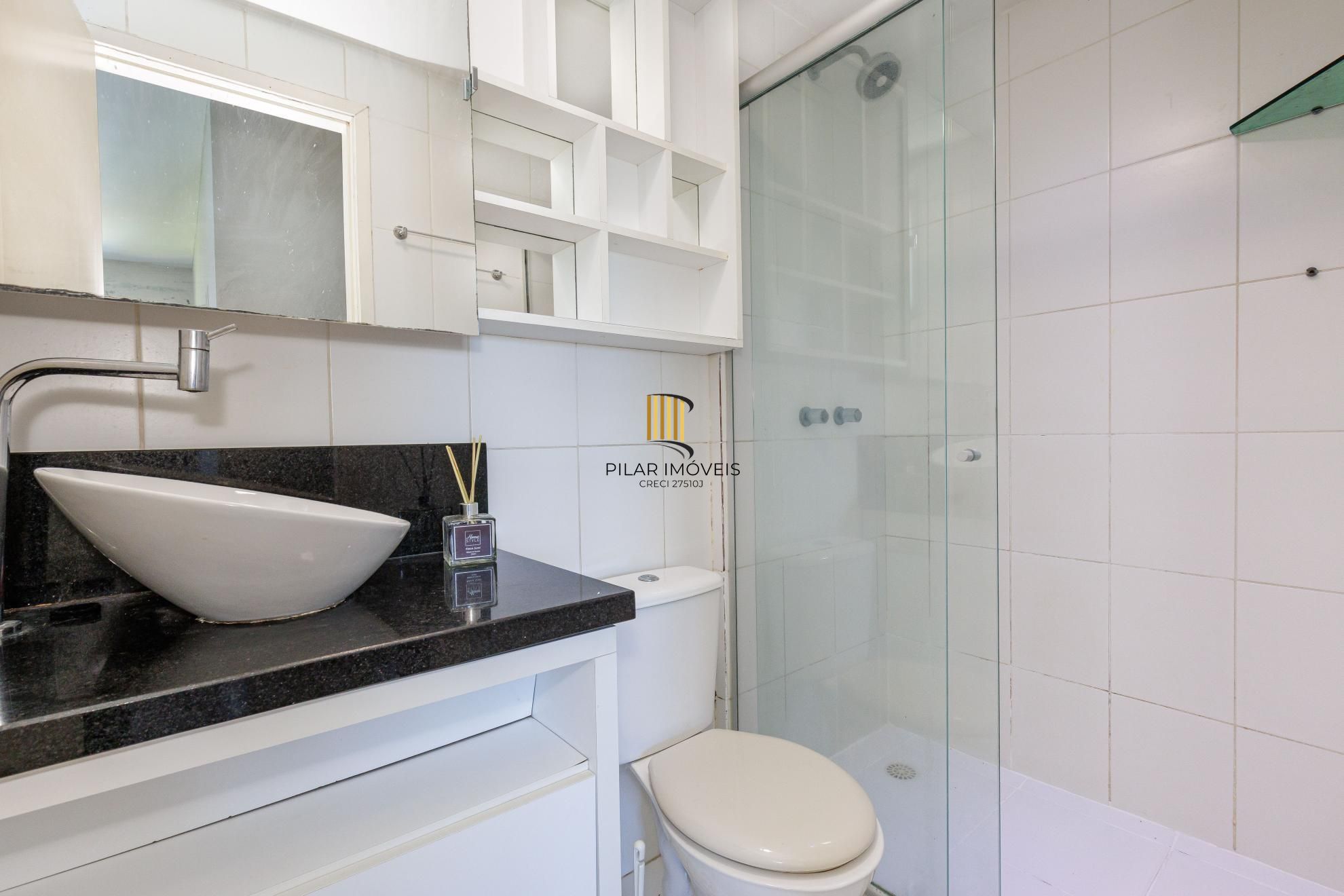 Morada de Cascais - Apartamento 3 dormitórios 1 suíte e vaga no bairro Passo das Pedras