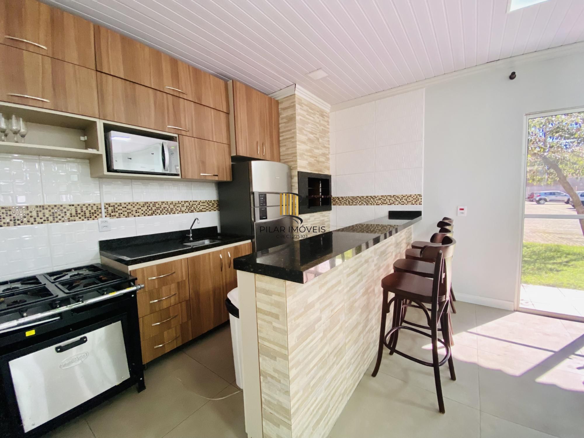 Apartamento de 2 dormitórios térreo no Sarandi