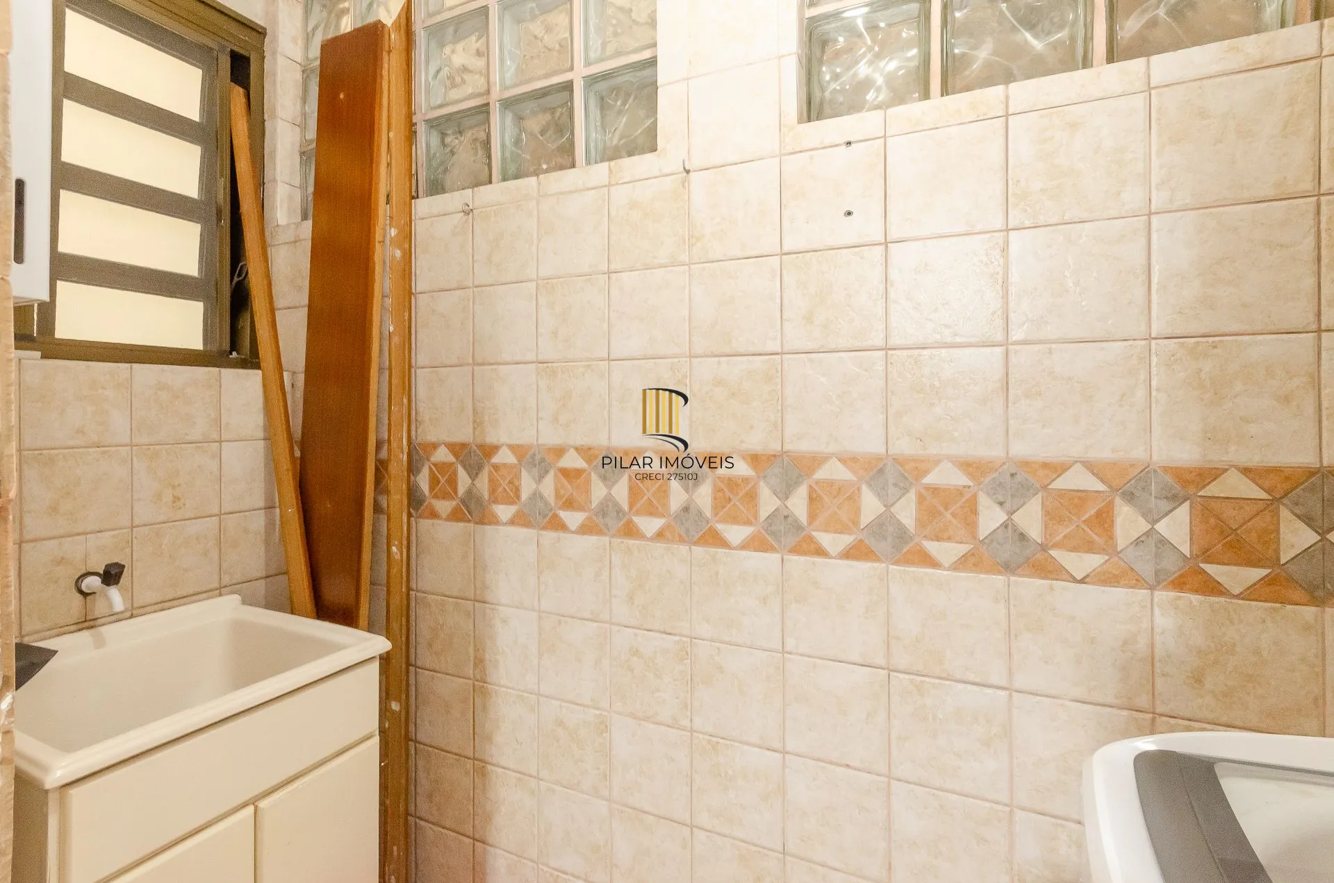 Apartamento 2 dormitórios com churrasqueira no bairro Cristo Redentor