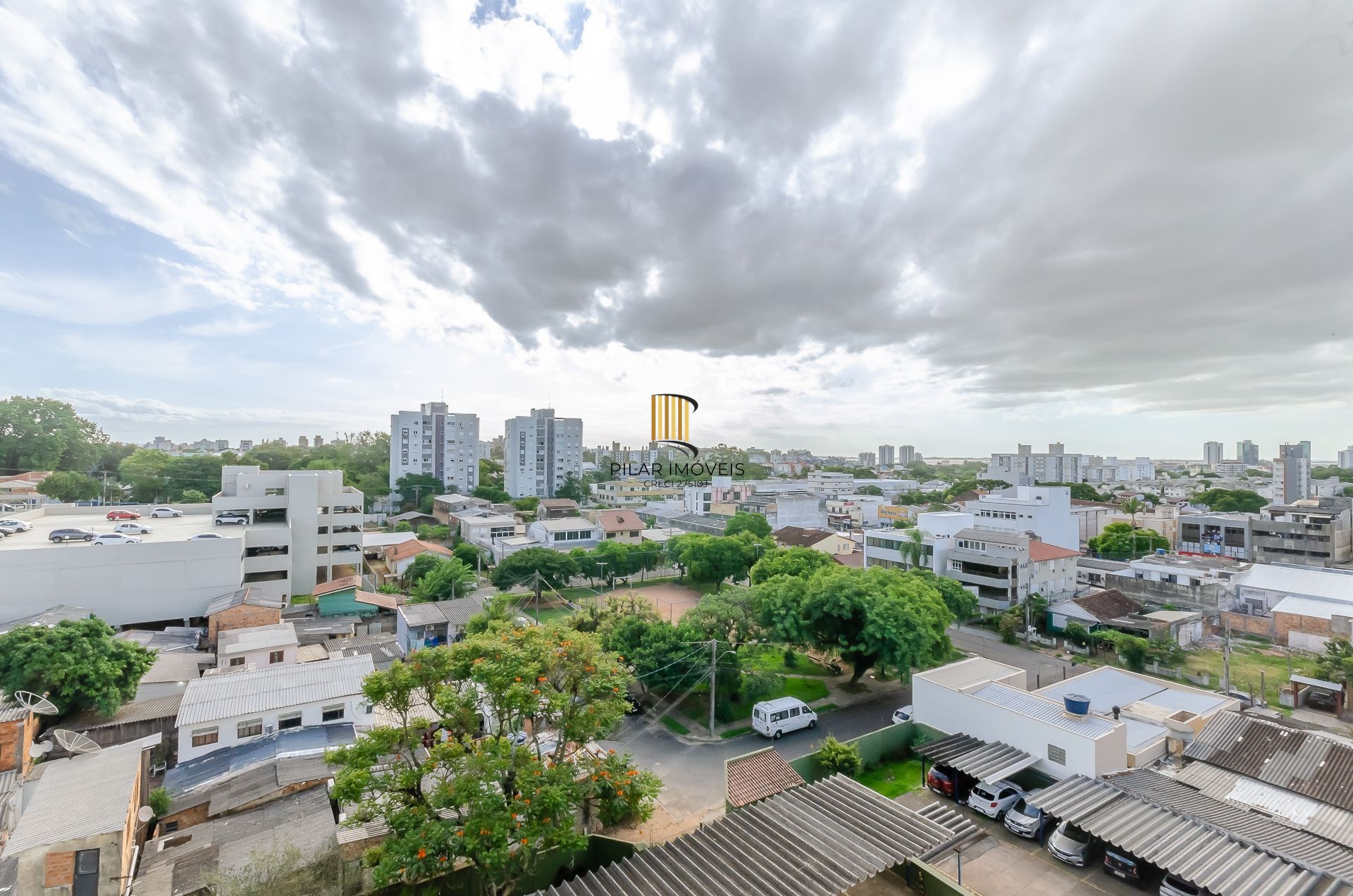 Edifício Torres do Sul - Apartamento a venda com 1 dormitório no Bairro Cavalhada
