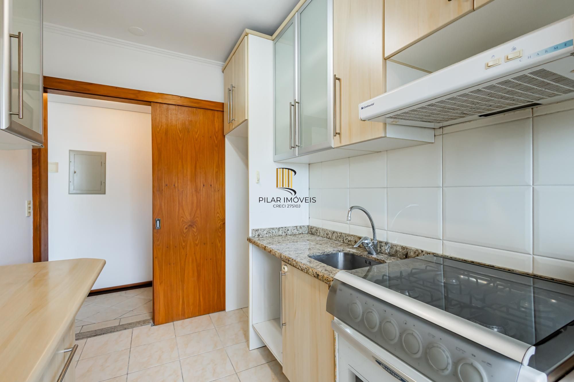 Colinas Garden Apartamento de 2 Dormitórios com Suíte e 2 Vagas no Bairro Passo d'Areia