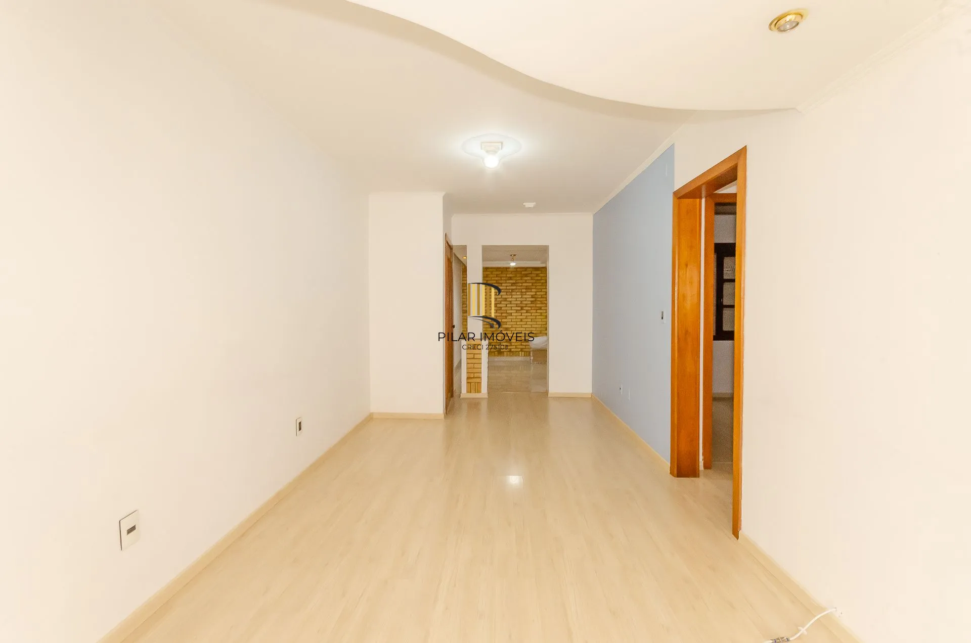 Apartamento 2 dormitórios com churrasqueira no bairro Cristo Redentor