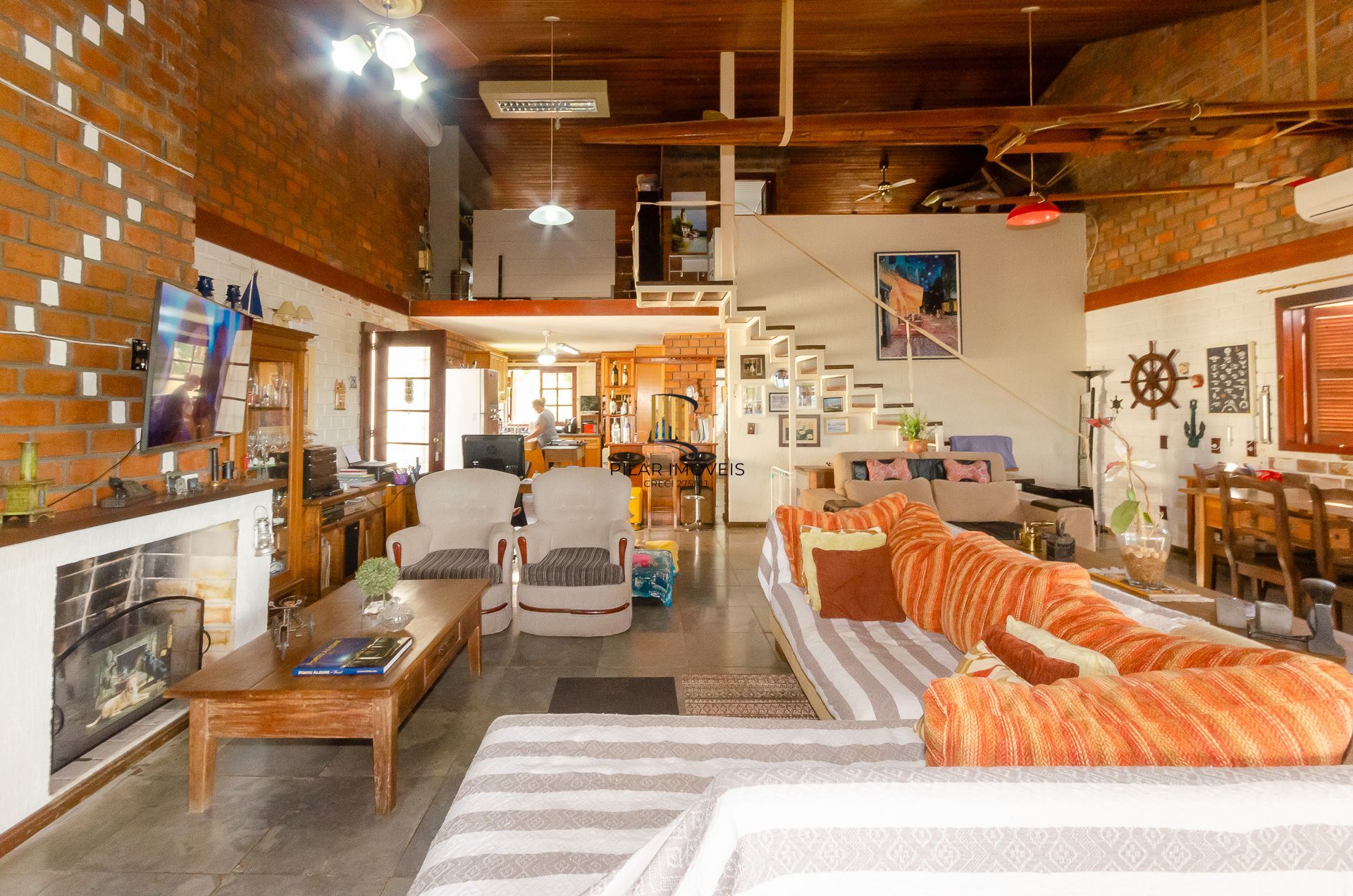 Casa Exclusiva na Zona Sul com Vista Panorâmica, Piscina e Poço Artesiano!