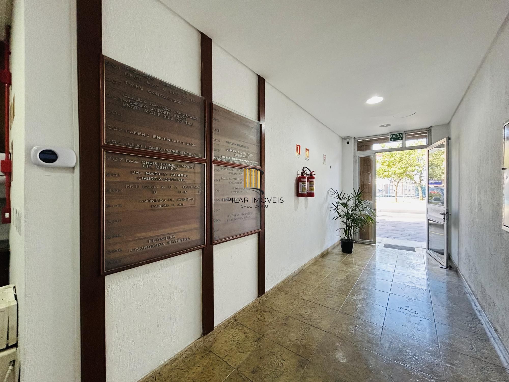 Sala Comercial 1 dormitório no bairro Três Figueiras
