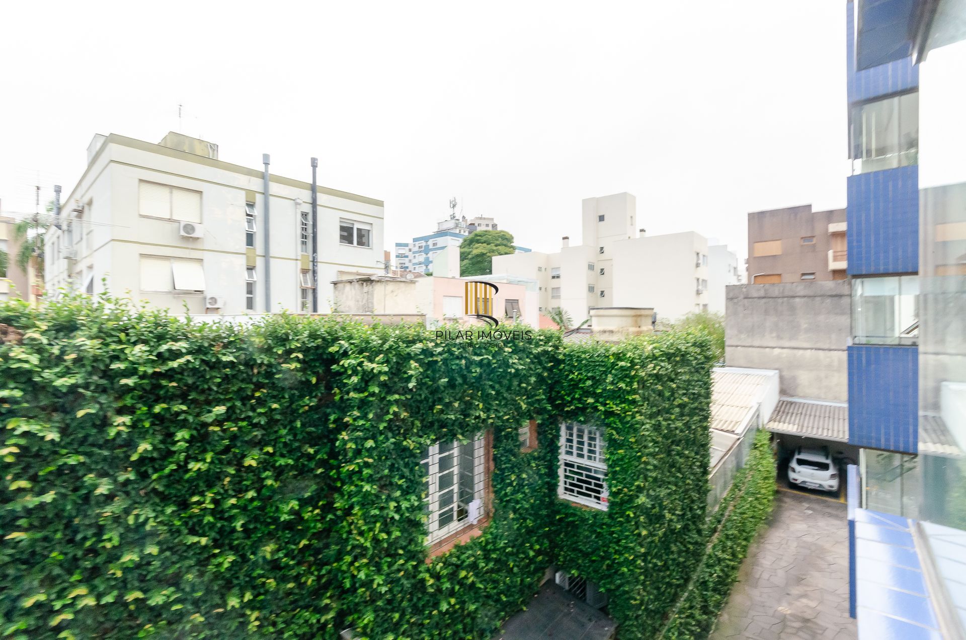 Edifício Luciana - Apartamento a venda com 2 dormitórios no Bairro Petrópolis