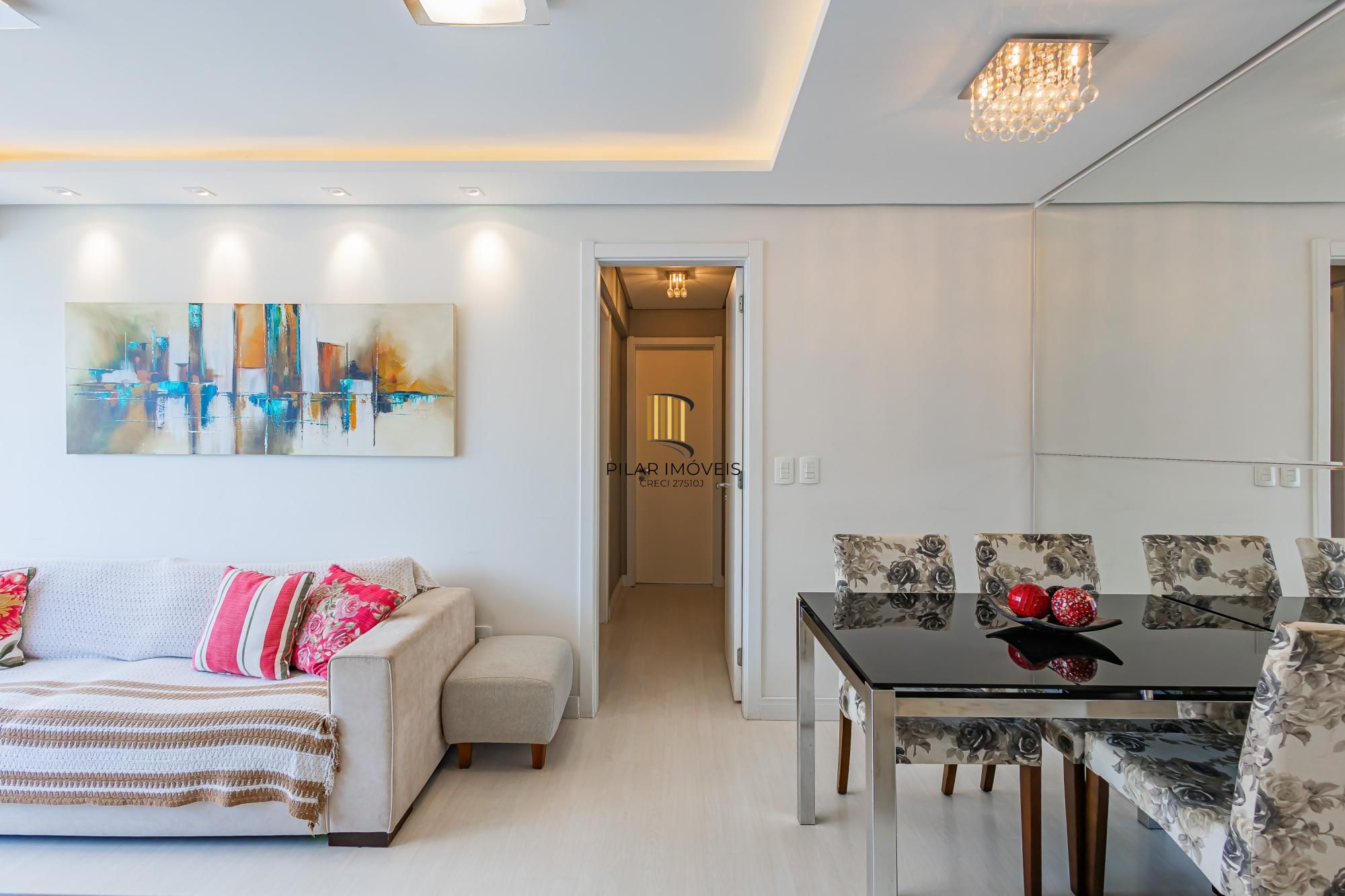 Apartamento Higienópolis de 2 Dormitórios com Suíte e Duas Vagas