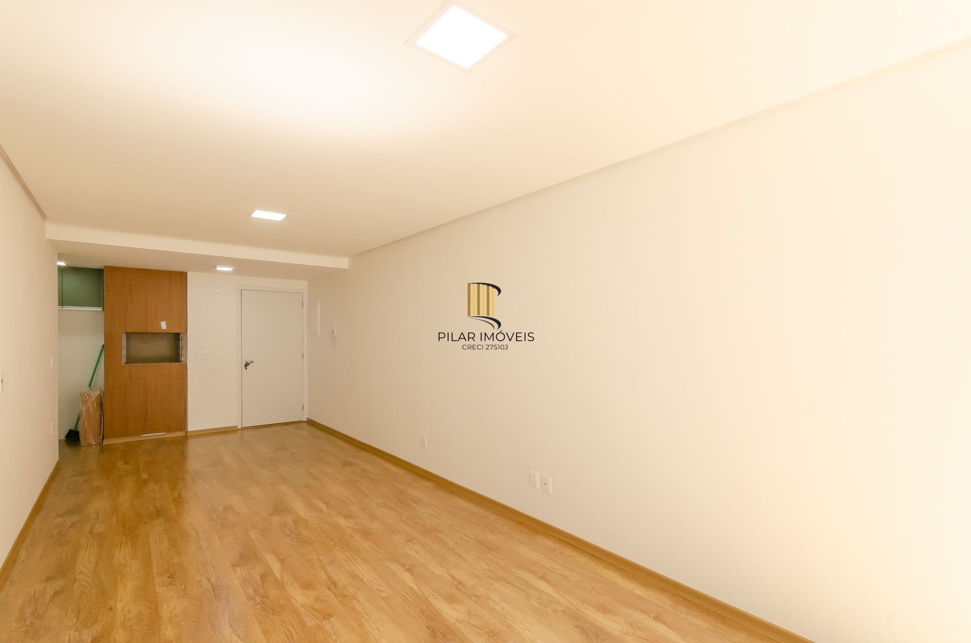 Idea Eça de Queiroz Apartamento Garden de 2 dormitórios no Bairro Petrópolis